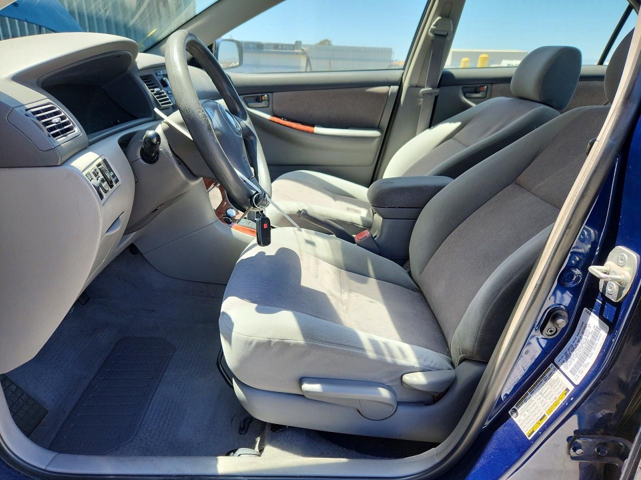2008 Toyota Corolla Le Blue vin: 1NXBR32E28Z034854