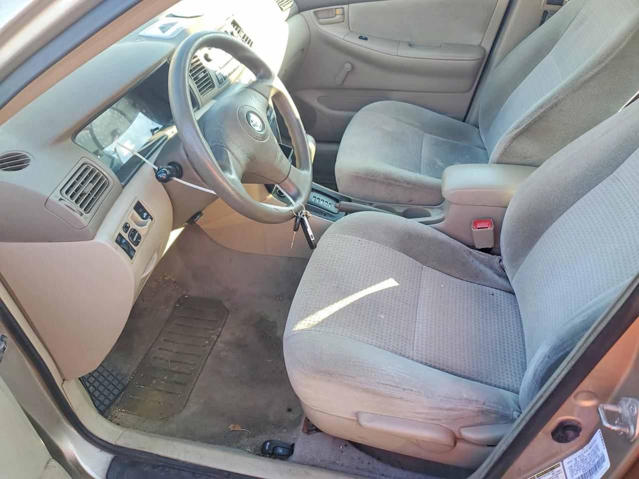 2005 Toyota Corolla Ce Tan vin: 1NXBR32E35Z346547