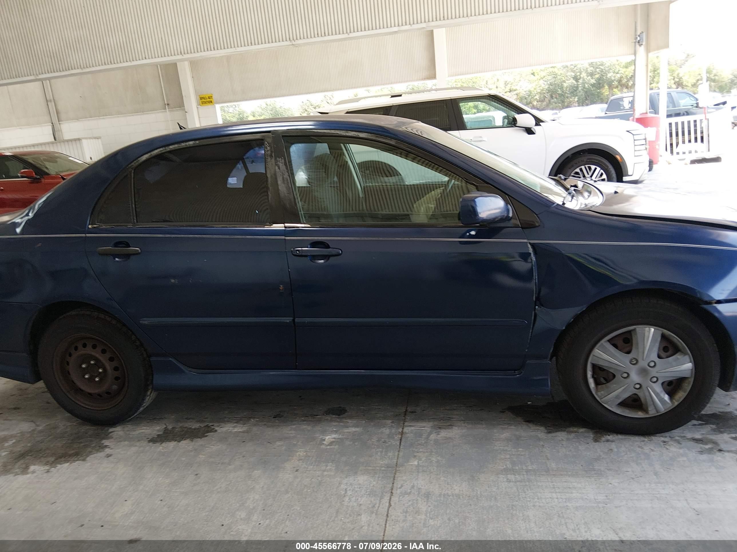 2005 Toyota Corolla S Blue vin: 1NXBR32E35Z435700