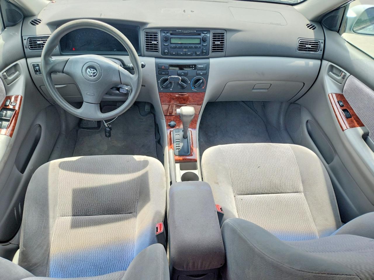 2005 Toyota Corolla Le Silver vin: 1NXBR32E35Z458412