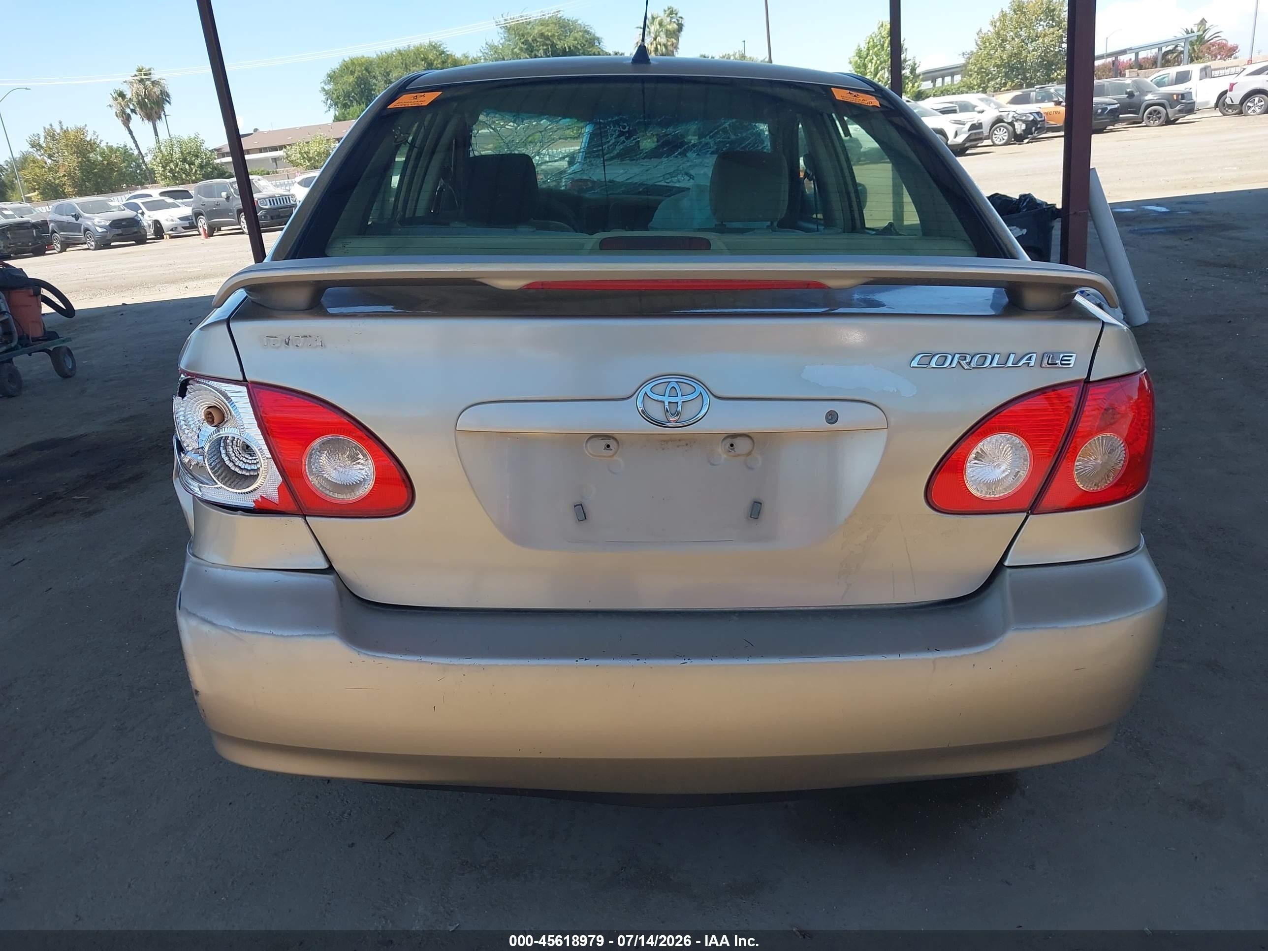 2005 Toyota Corolla Le Gold vin: 1NXBR32E35Z567713