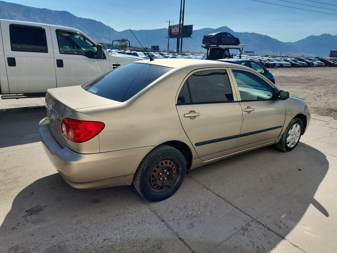 2006 Toyota Corolla Ce Gold vin: 1NXBR32E36Z740809