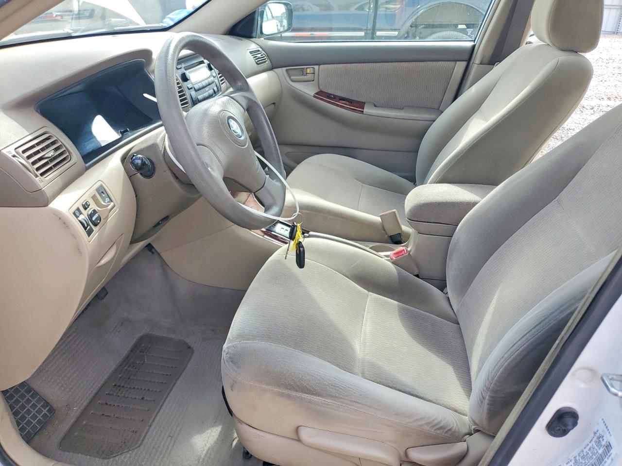 2007 Toyota Corolla Le White vin: 1NXBR32E37Z930076