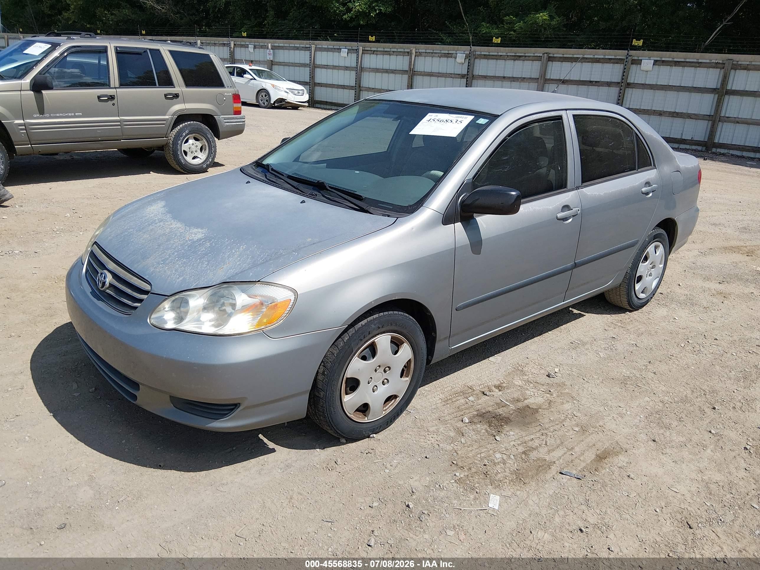 2004 Toyota Corolla Ce Silver vin: 1NXBR32E44Z248593
