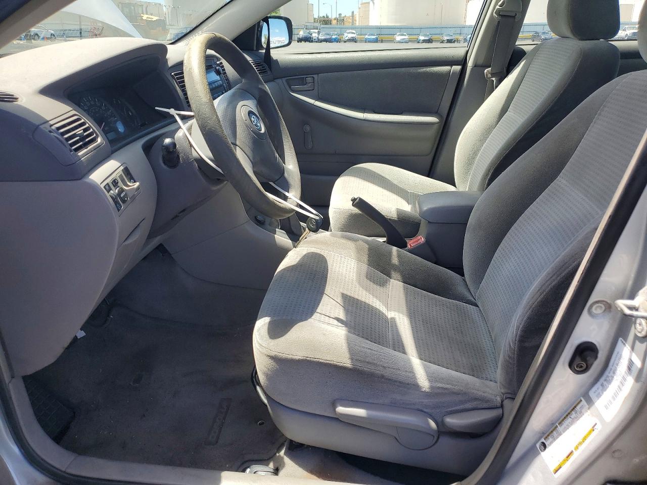 2005 Toyota Corolla Ce Серебряный vin: 1NXBR32E45Z346038