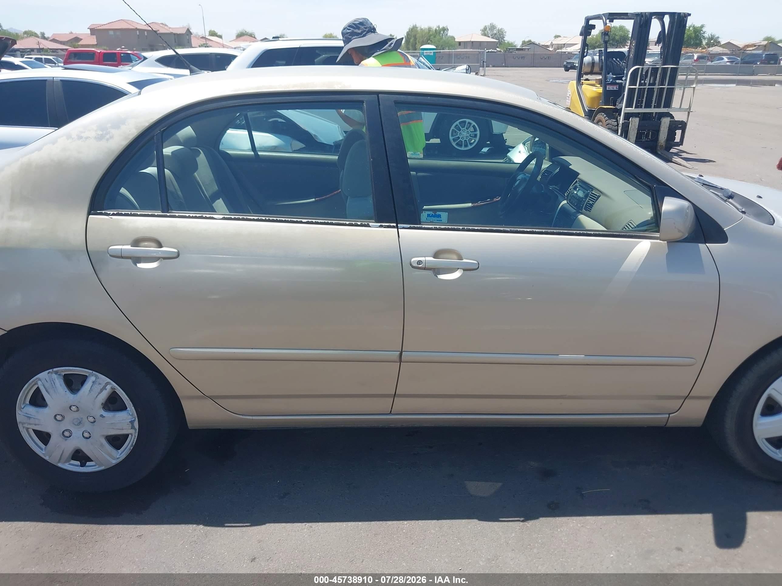 2005 Toyota Corolla Le Champagne vin: 1NXBR32E45Z453333