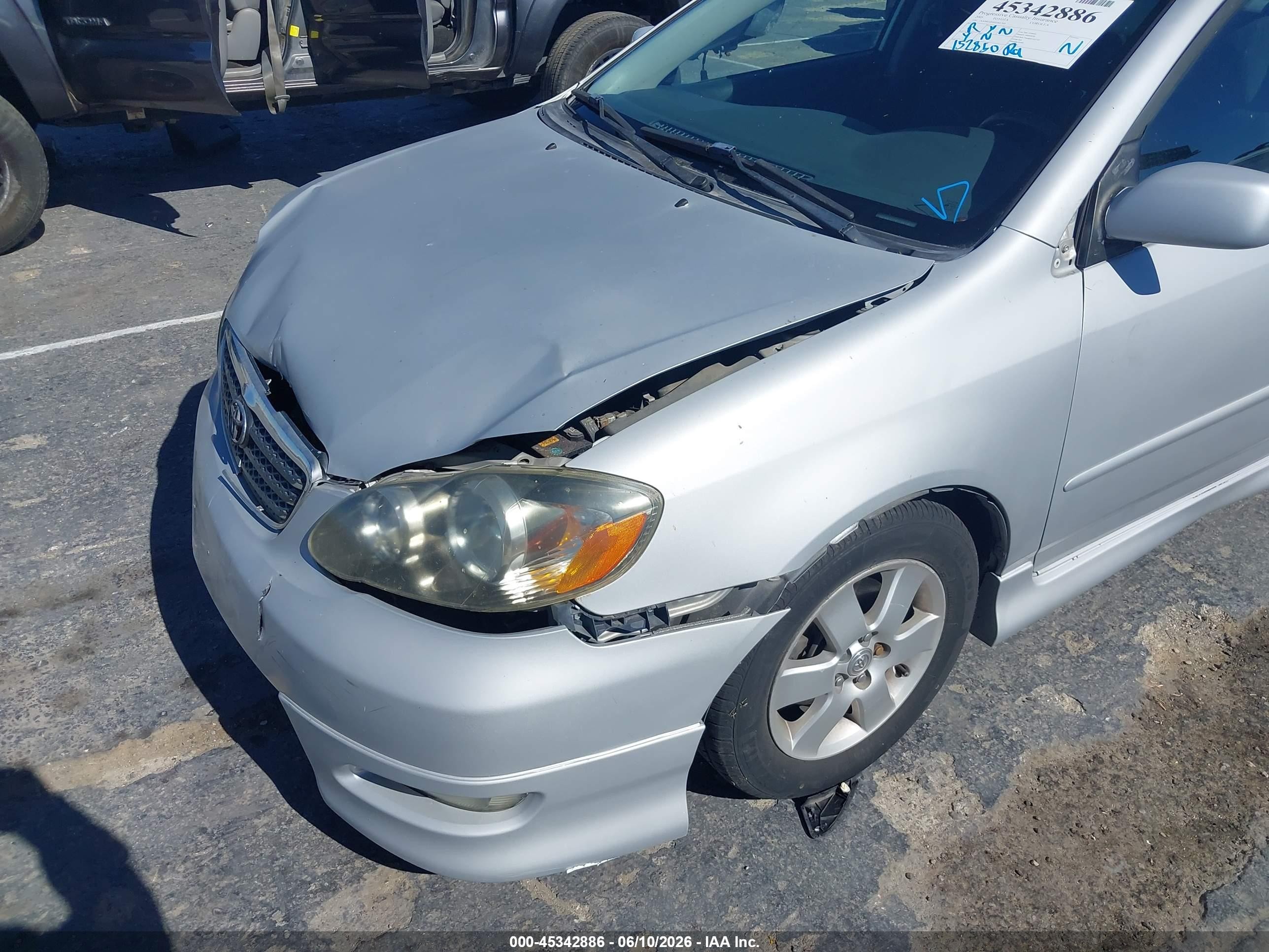 2005 Toyota Corolla S Silver vin: 1NXBR32E45Z461769