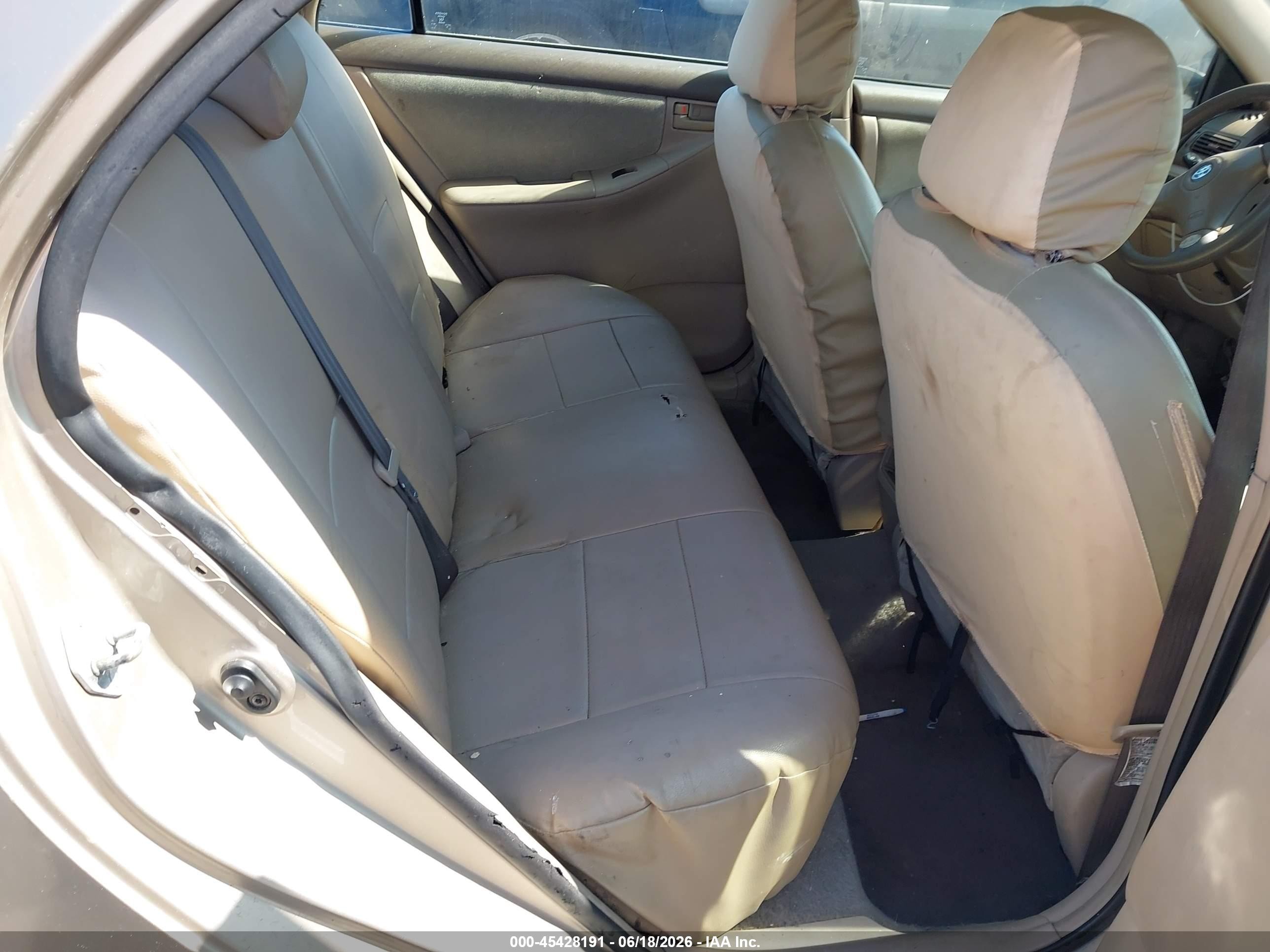 2005 Toyota Corolla Ce Бежевый vin: 1NXBR32E45Z533263
