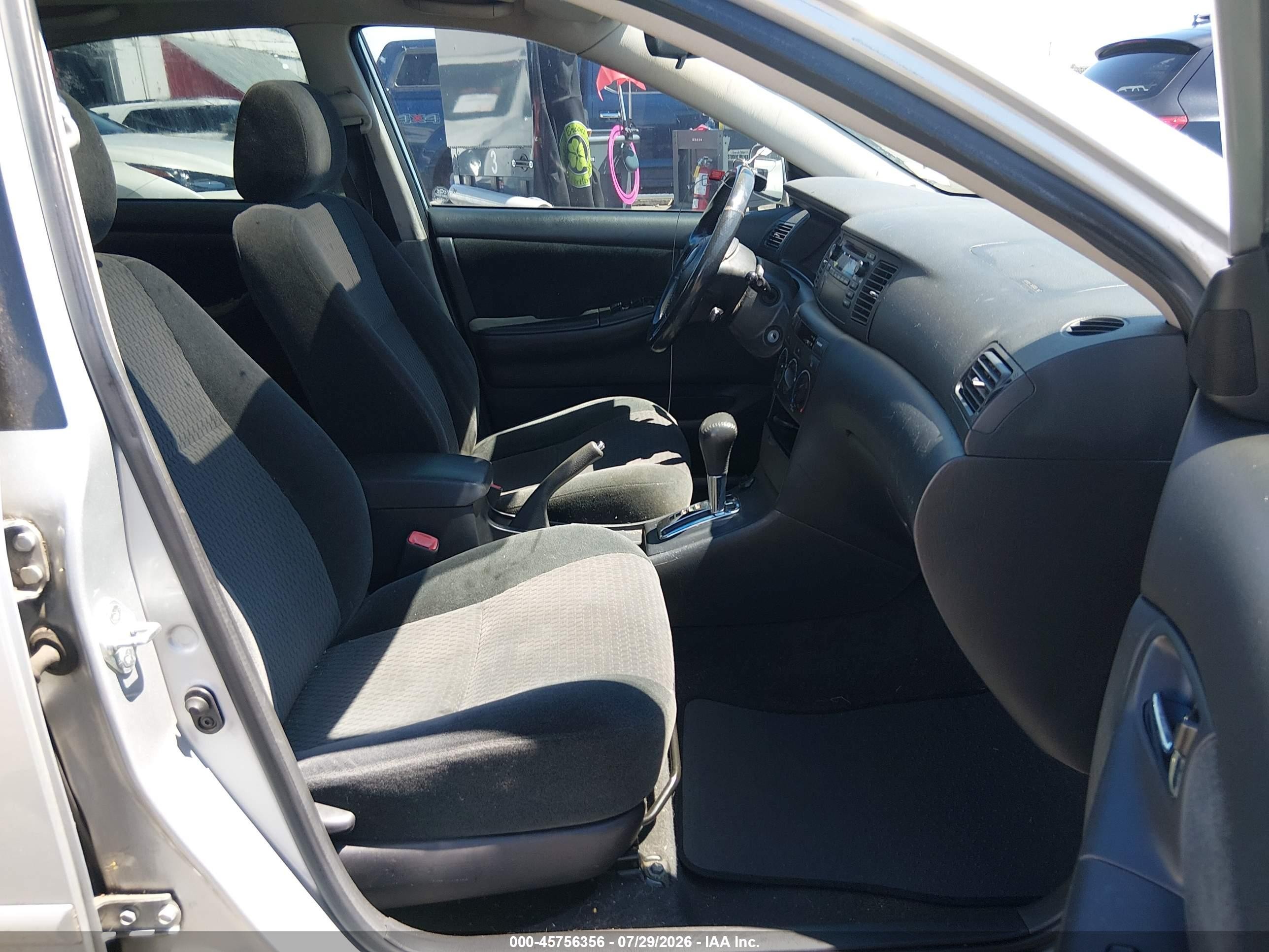 2008 Toyota Corolla S Серебряный vin: 1NXBR32E48Z988862