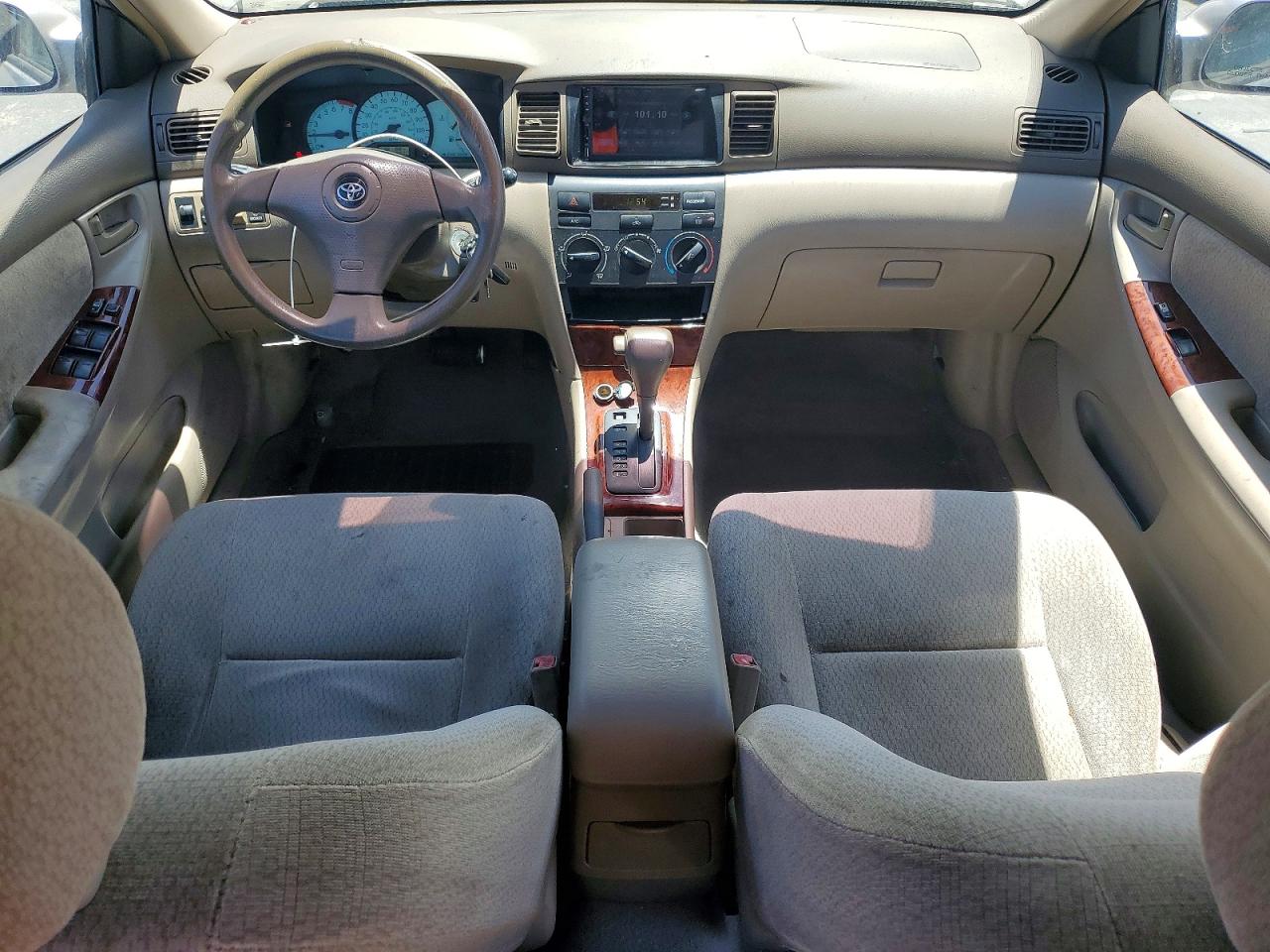 2003 Toyota Corolla Le Beige vin: 1NXBR32E53Z032170