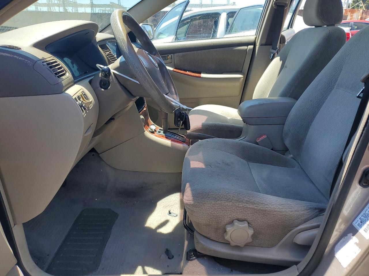 2003 Toyota Corolla Le Beige vin: 1NXBR32E53Z032170
