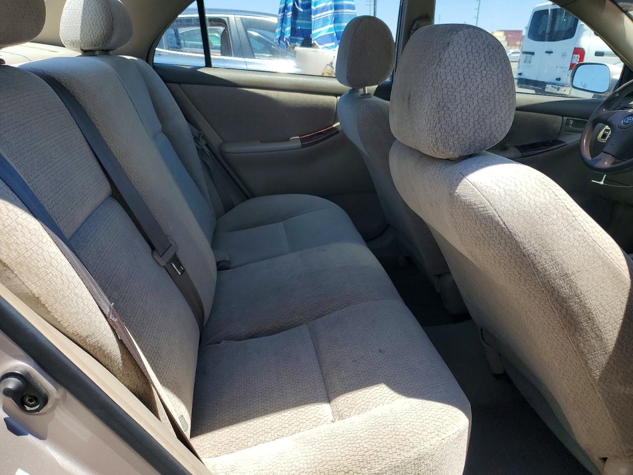2003 Toyota Corolla Le Beige vin: 1NXBR32E53Z032170