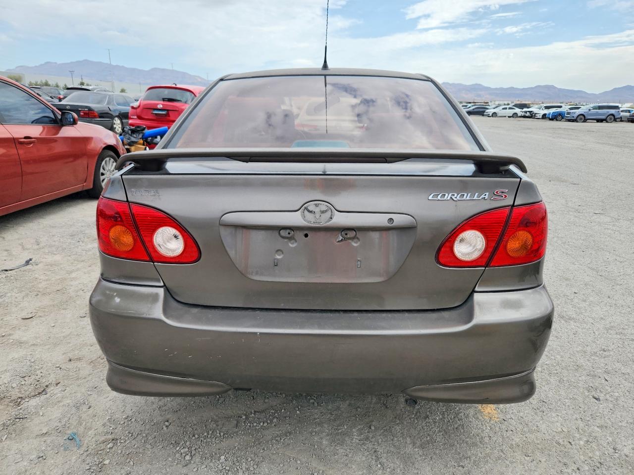 2004 Toyota Corolla S Желто-коричневый vin: 1NXBR32E54Z295003