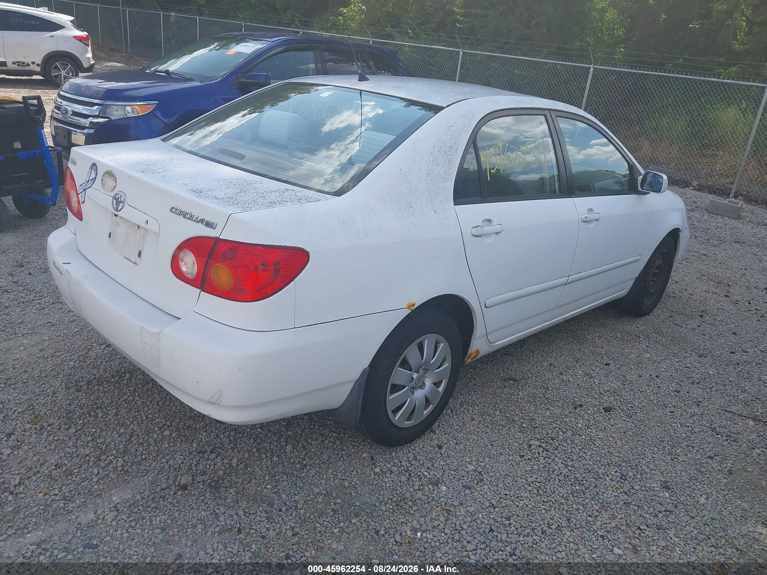 2004 Toyota Corolla Le Белый vin: 1NXBR32E54Z322166