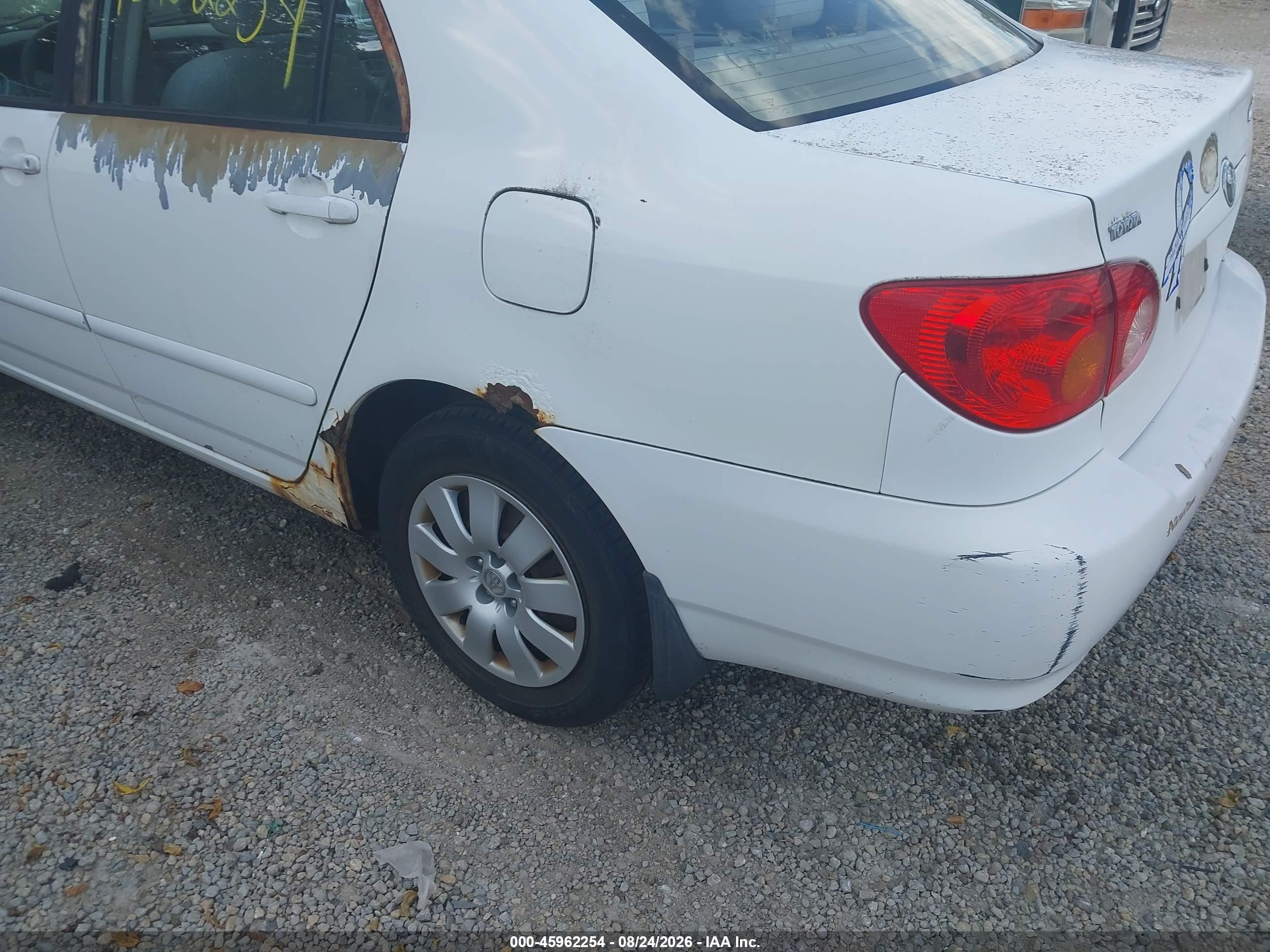 2004 Toyota Corolla Le Белый vin: 1NXBR32E54Z322166
