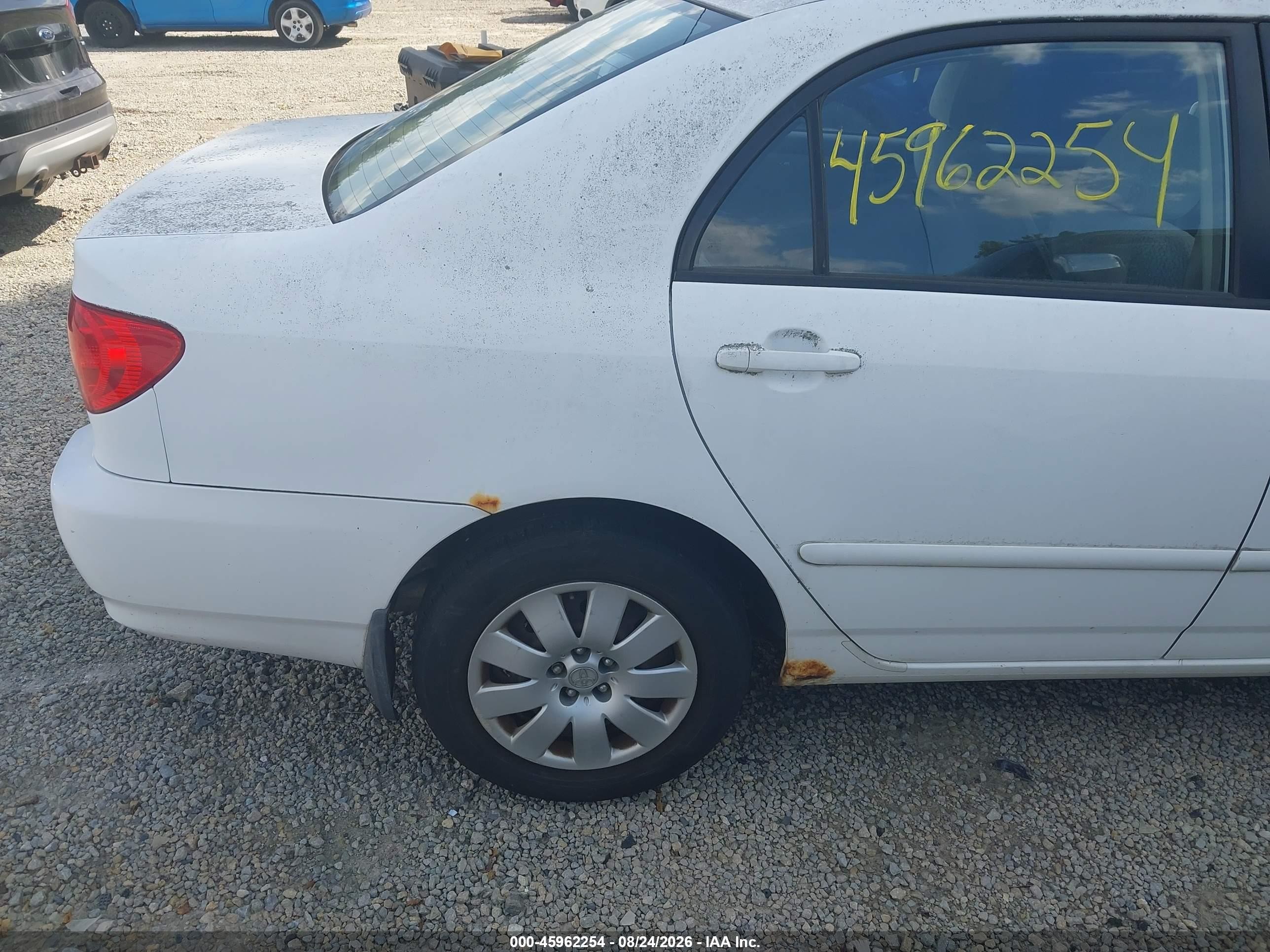 2004 Toyota Corolla Le Белый vin: 1NXBR32E54Z322166