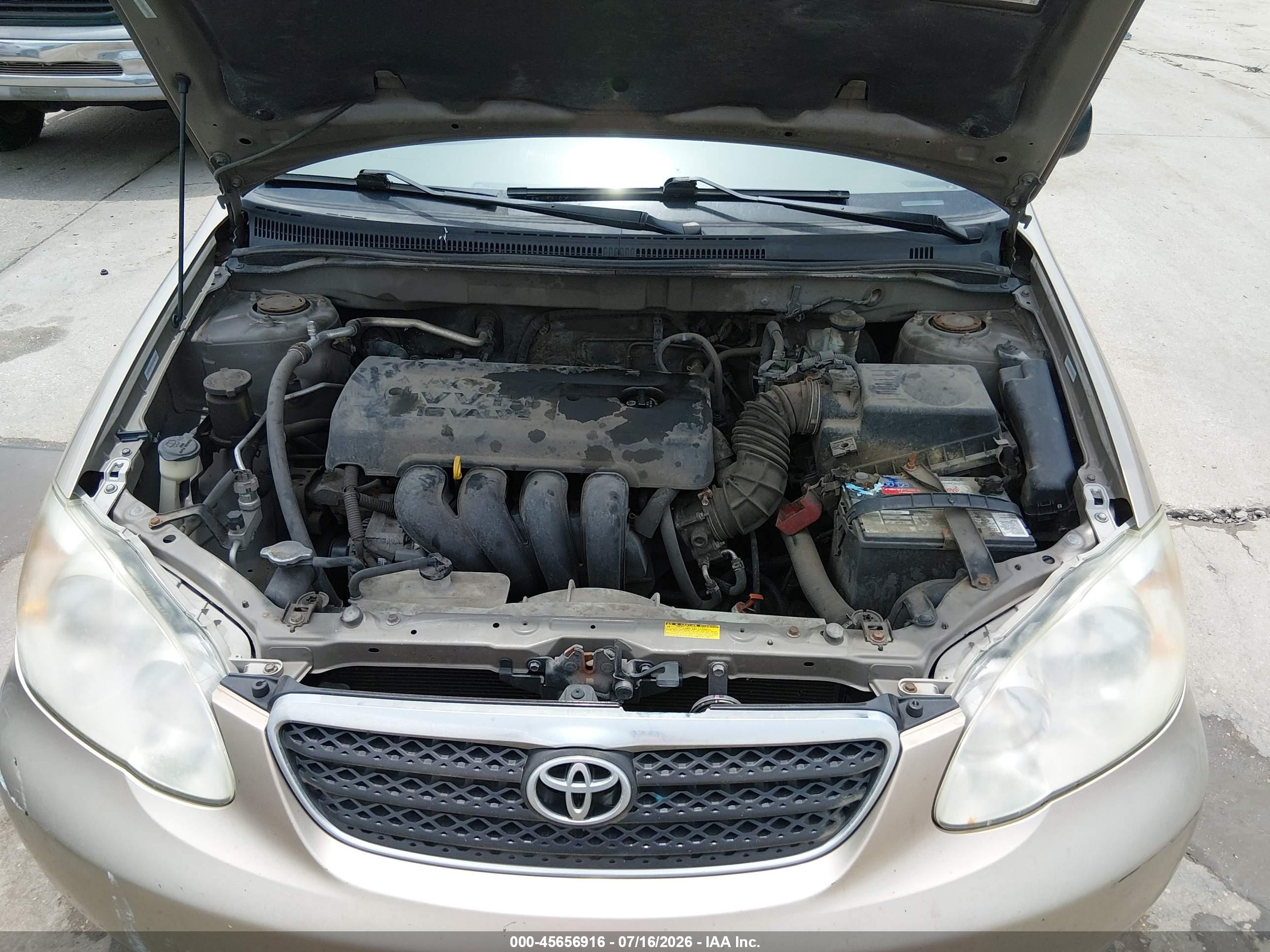2005 Toyota Corolla Le Gold vin: 1NXBR32E55Z361034