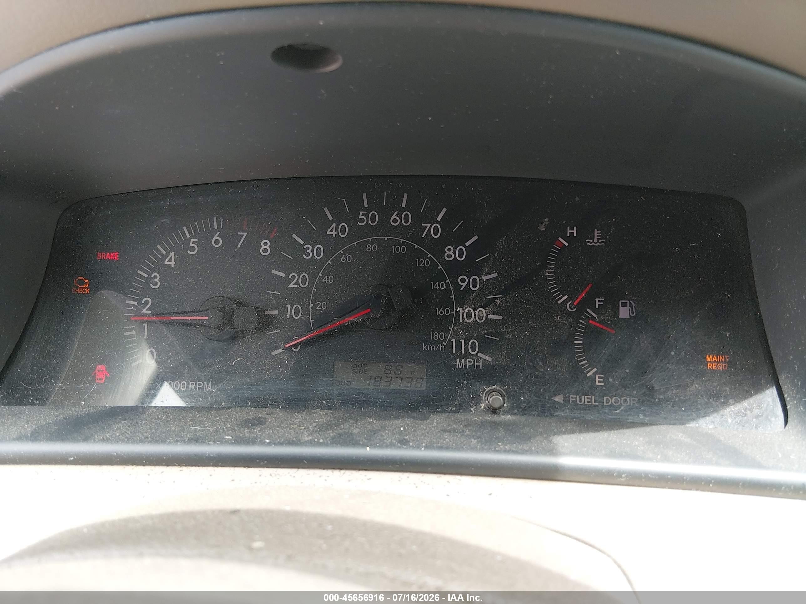 2005 Toyota Corolla Le Gold vin: 1NXBR32E55Z361034