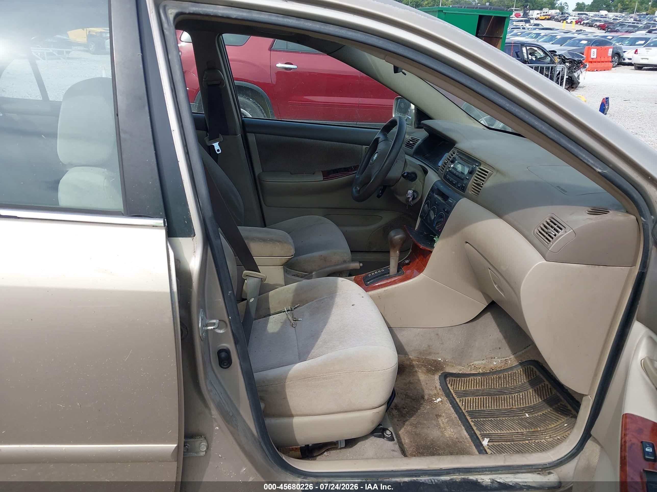 2005 Toyota Corolla Le Beige vin: 1NXBR32E55Z413083