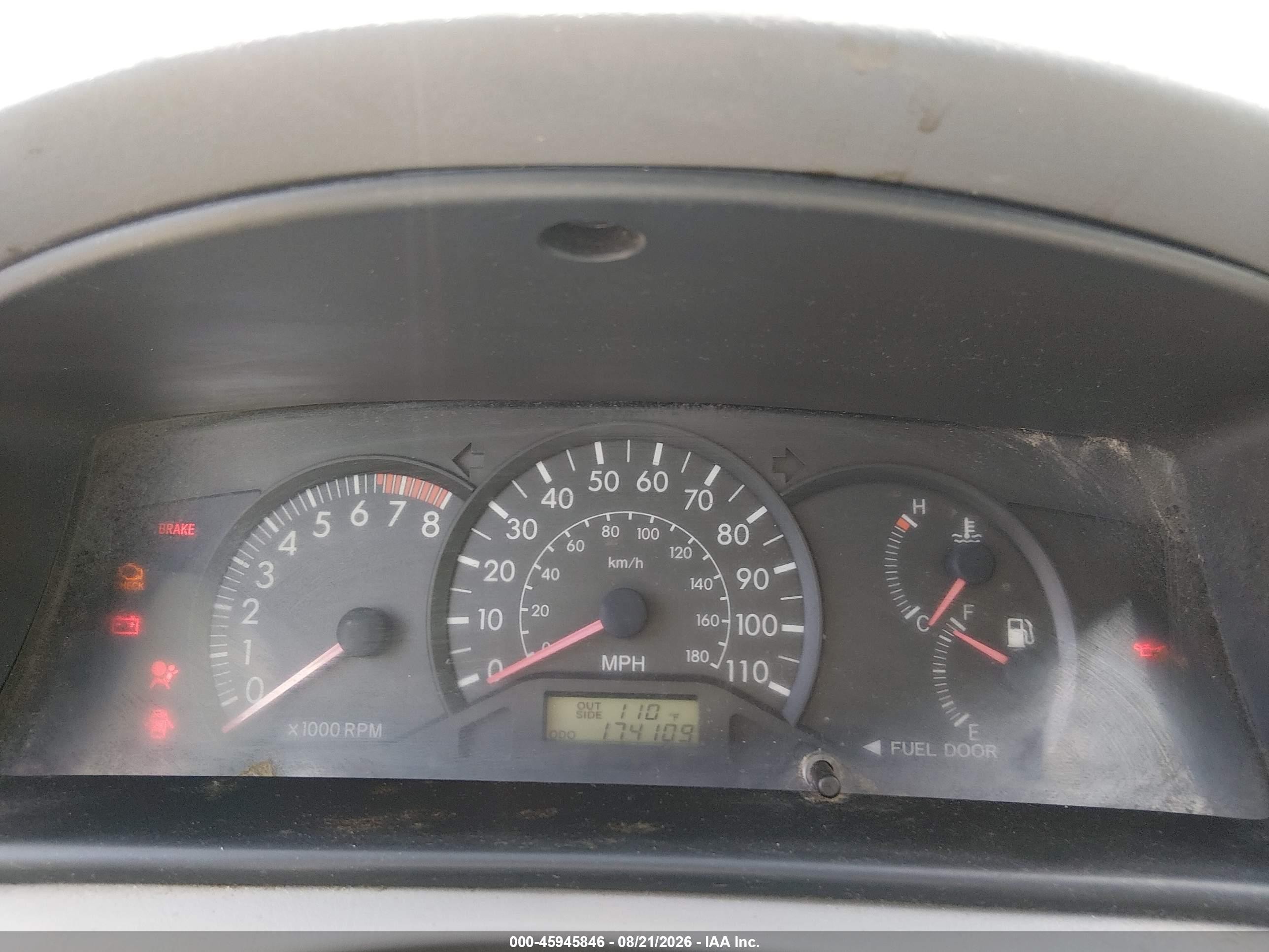 2005 Toyota Corolla Ce Silver vin: 1NXBR32E55Z454023