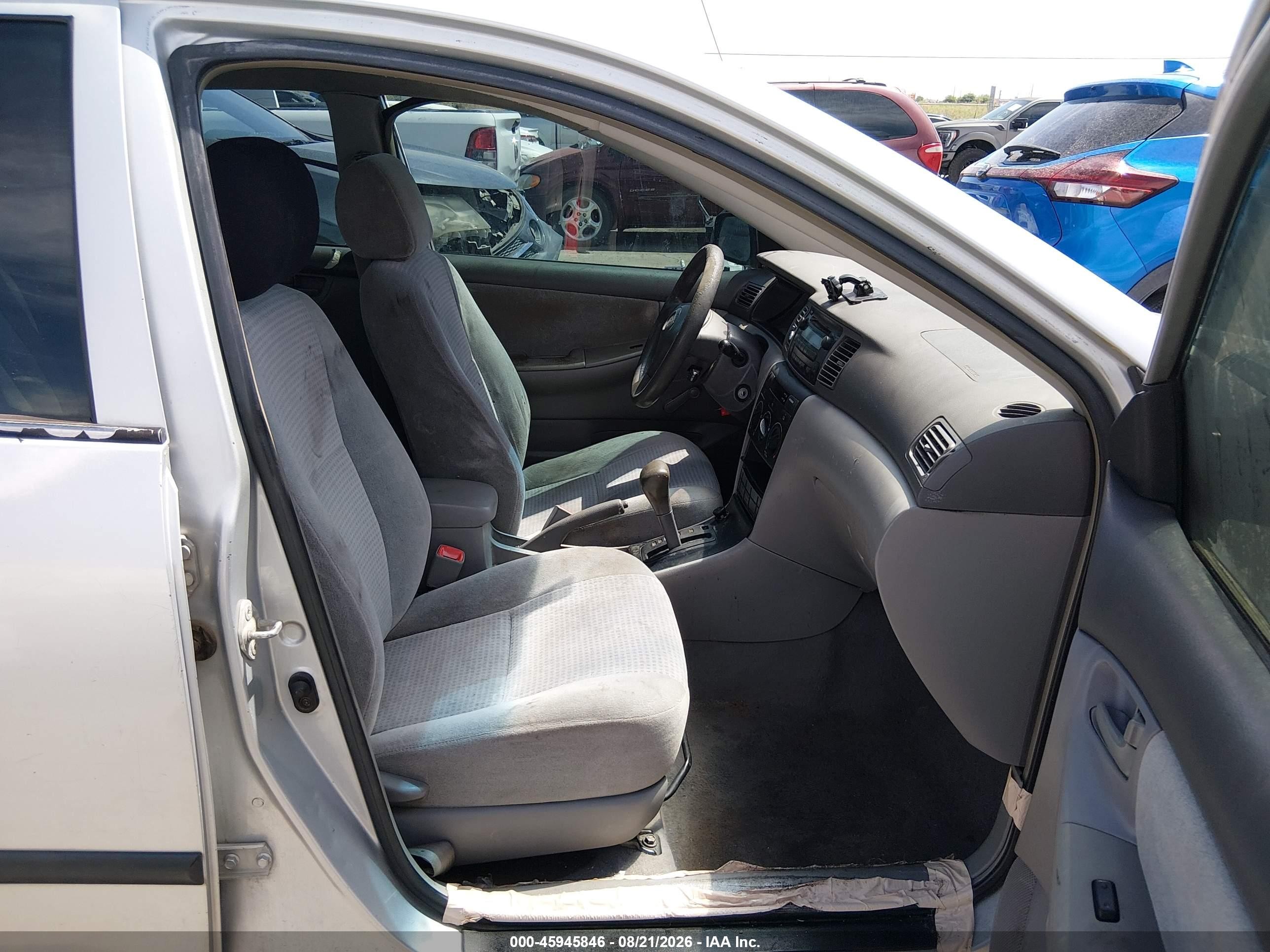 2005 Toyota Corolla Ce Silver vin: 1NXBR32E55Z454023