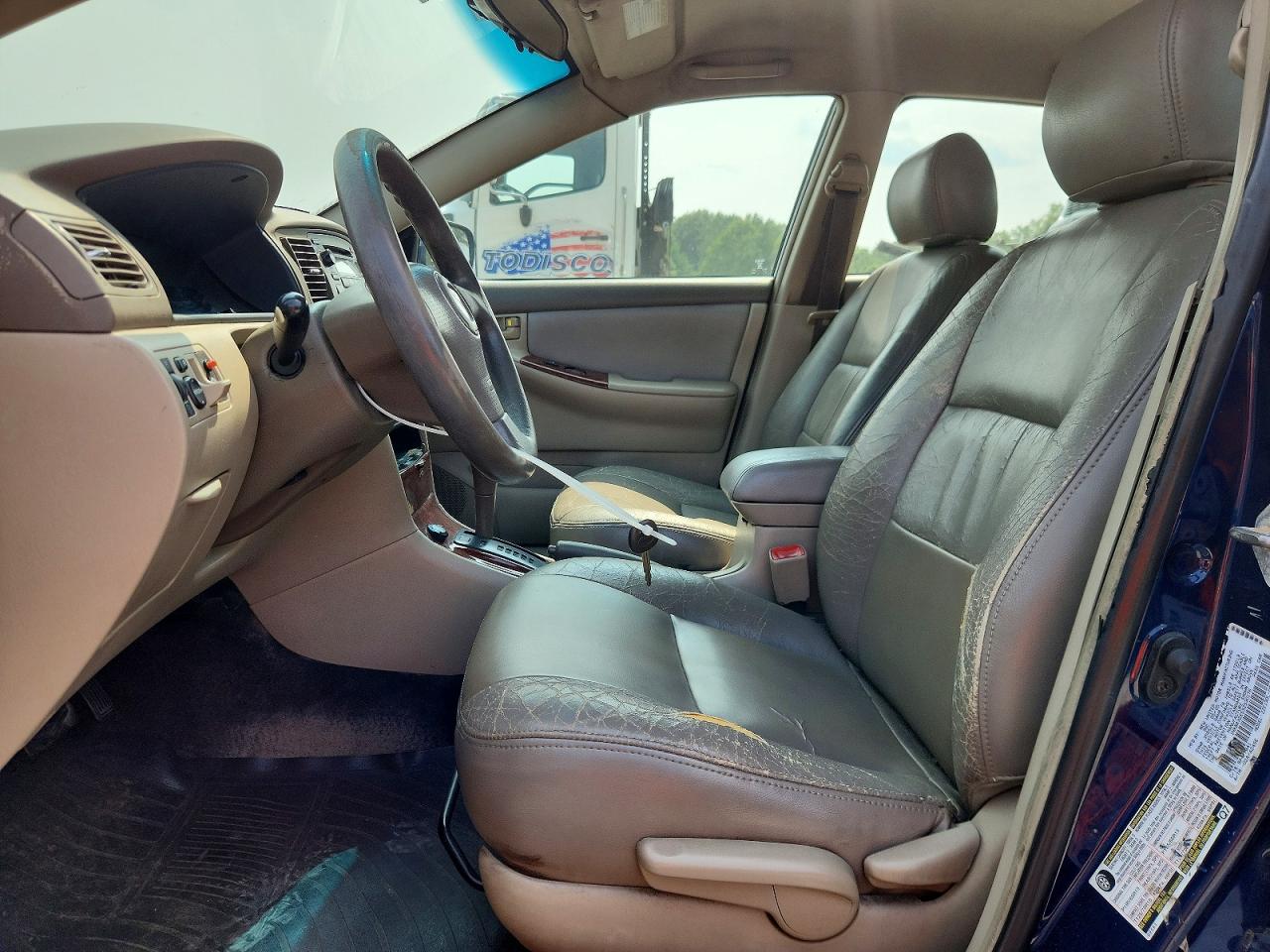 2005 Toyota Corolla Le Blue vin: 1NXBR32E55Z530176