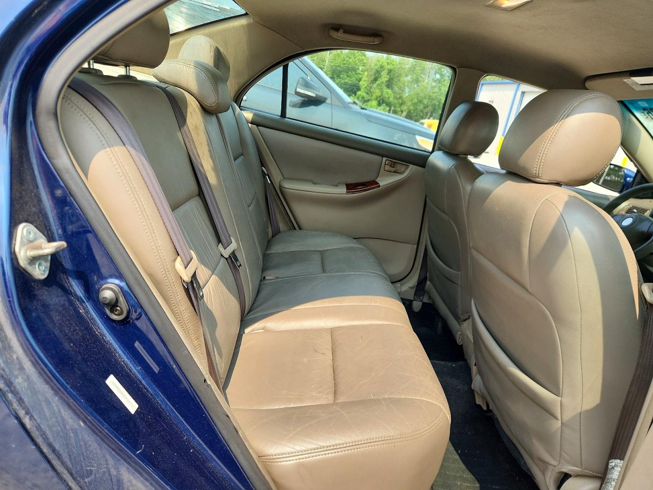 2005 Toyota Corolla Le Blue vin: 1NXBR32E55Z530176