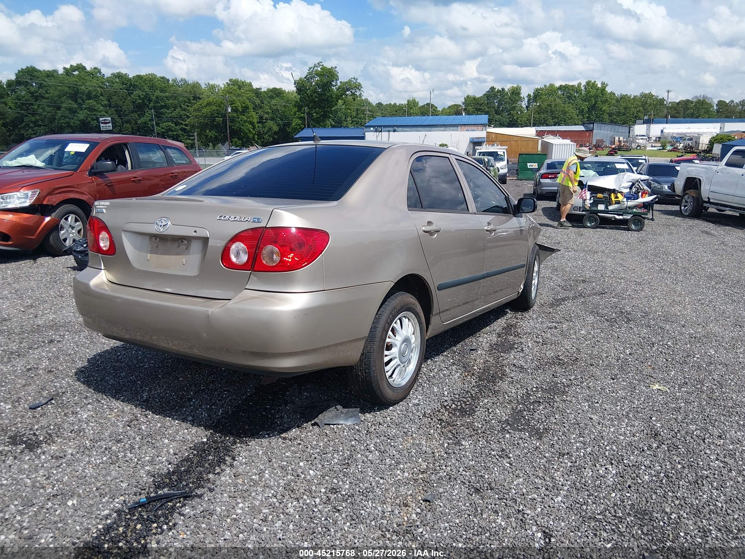 2006 Toyota Corolla Ce Gold vin: 1NXBR32E56Z752802