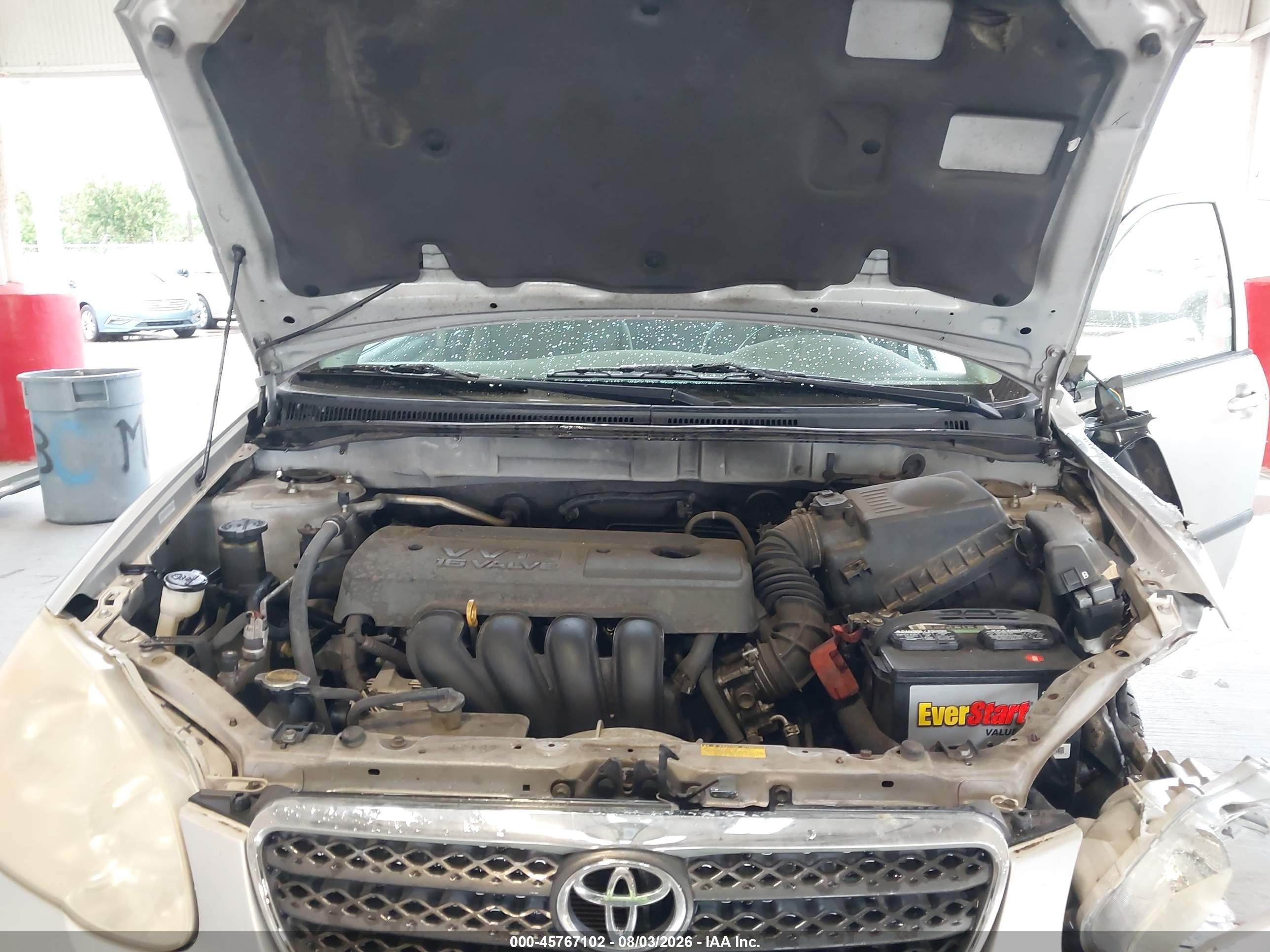 2008 Toyota Corolla Ce Silver vin: 1NXBR32E58Z005087