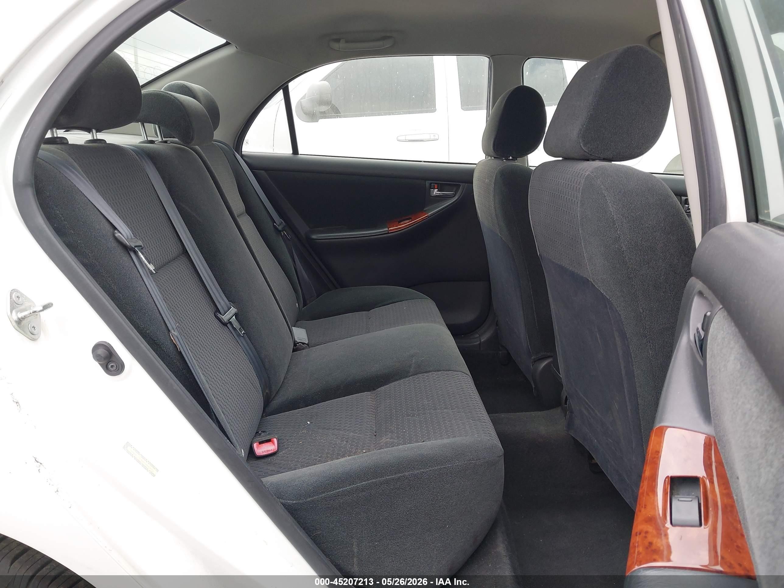 2008 Toyota Corolla S White vin: 1NXBR32E58Z956812