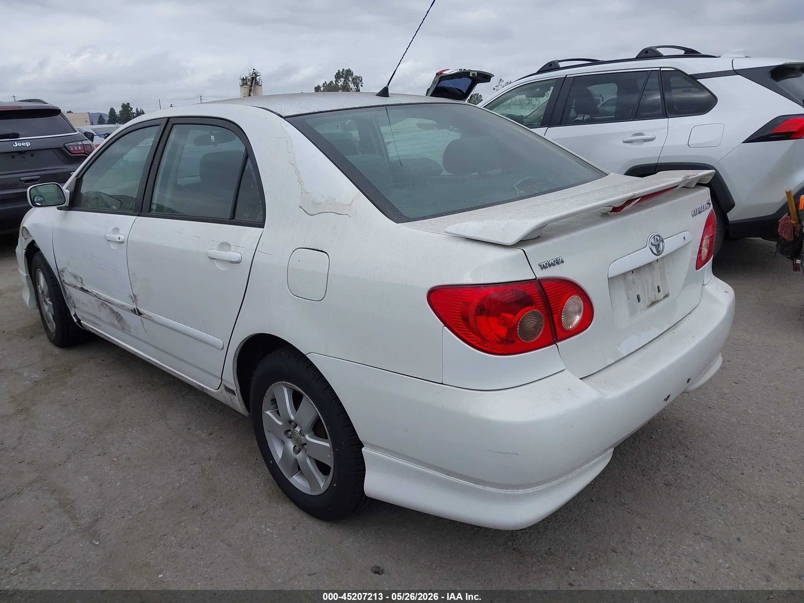 2008 Toyota Corolla S White vin: 1NXBR32E58Z956812