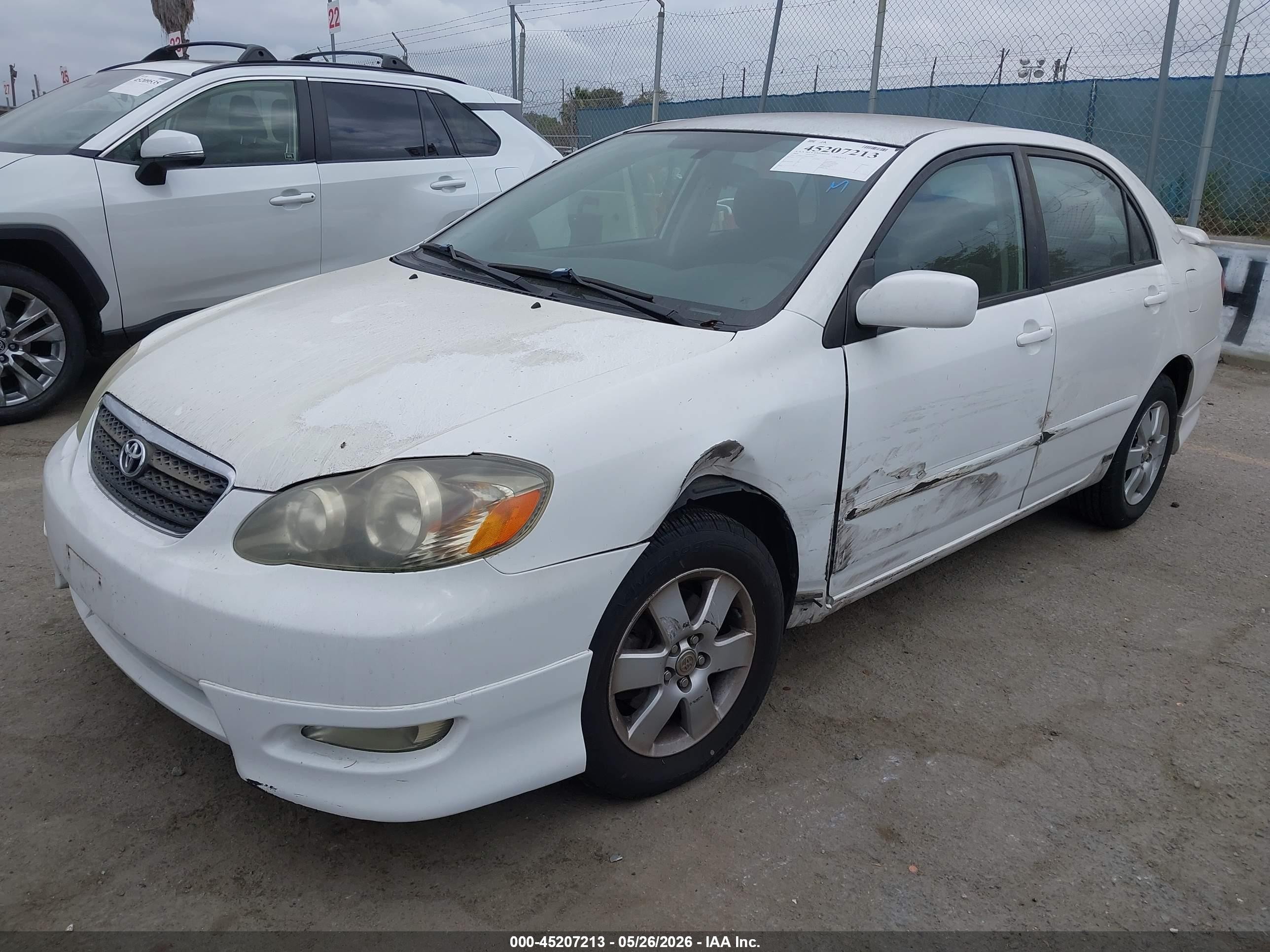 2008 Toyota Corolla S White vin: 1NXBR32E58Z956812