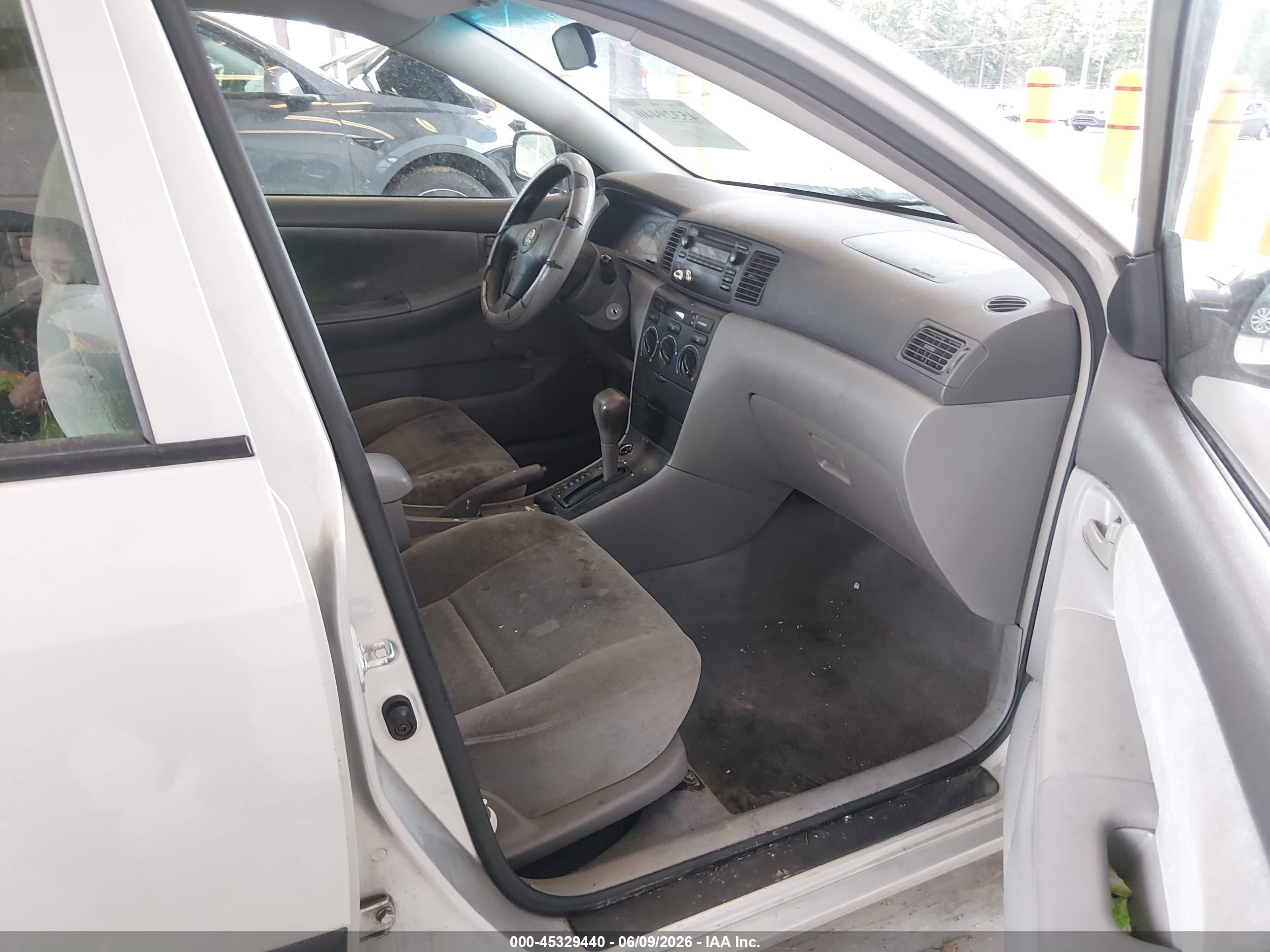 2003 Toyota Corolla Ce Silver vin: 1NXBR32E63Z176018