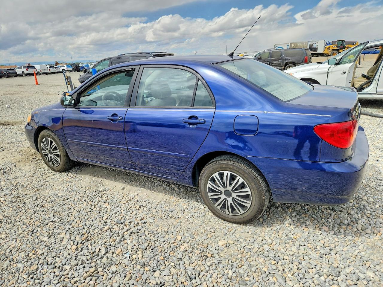 2004 Toyota Corolla Le Blue vin: 1NXBR32E64Z211416