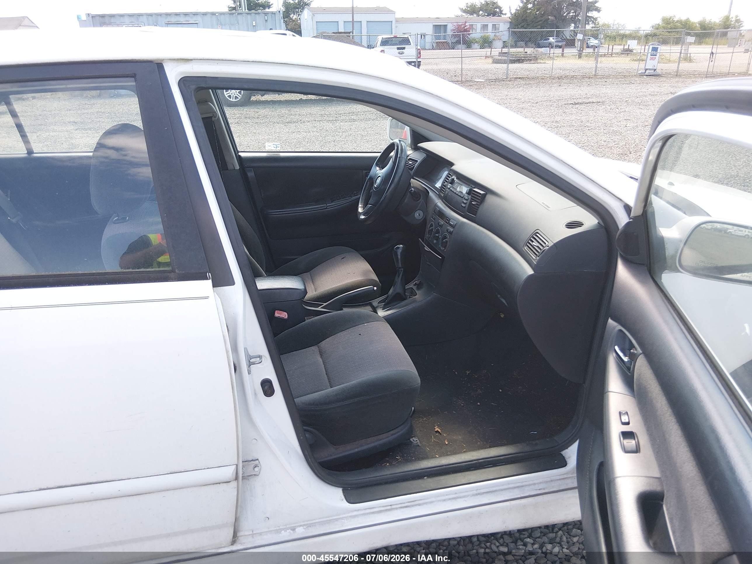 2004 Toyota Corolla S White vin: 1NXBR32E64Z255349