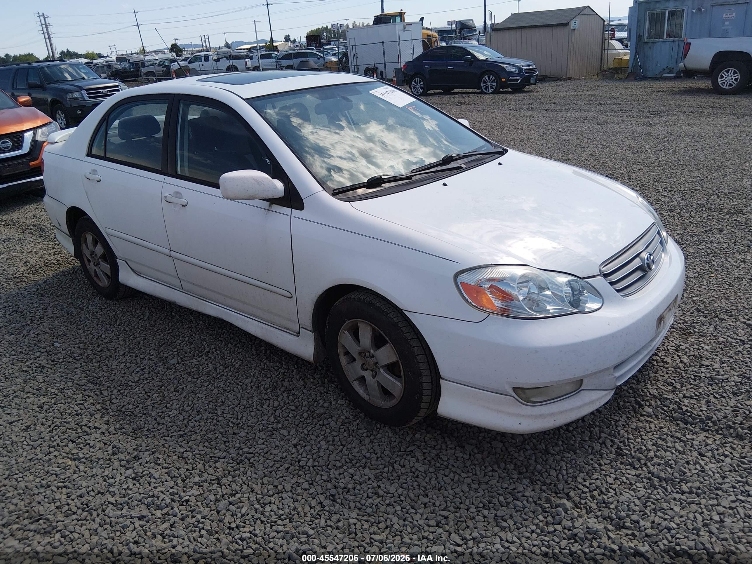 2004 Toyota Corolla S White vin: 1NXBR32E64Z255349