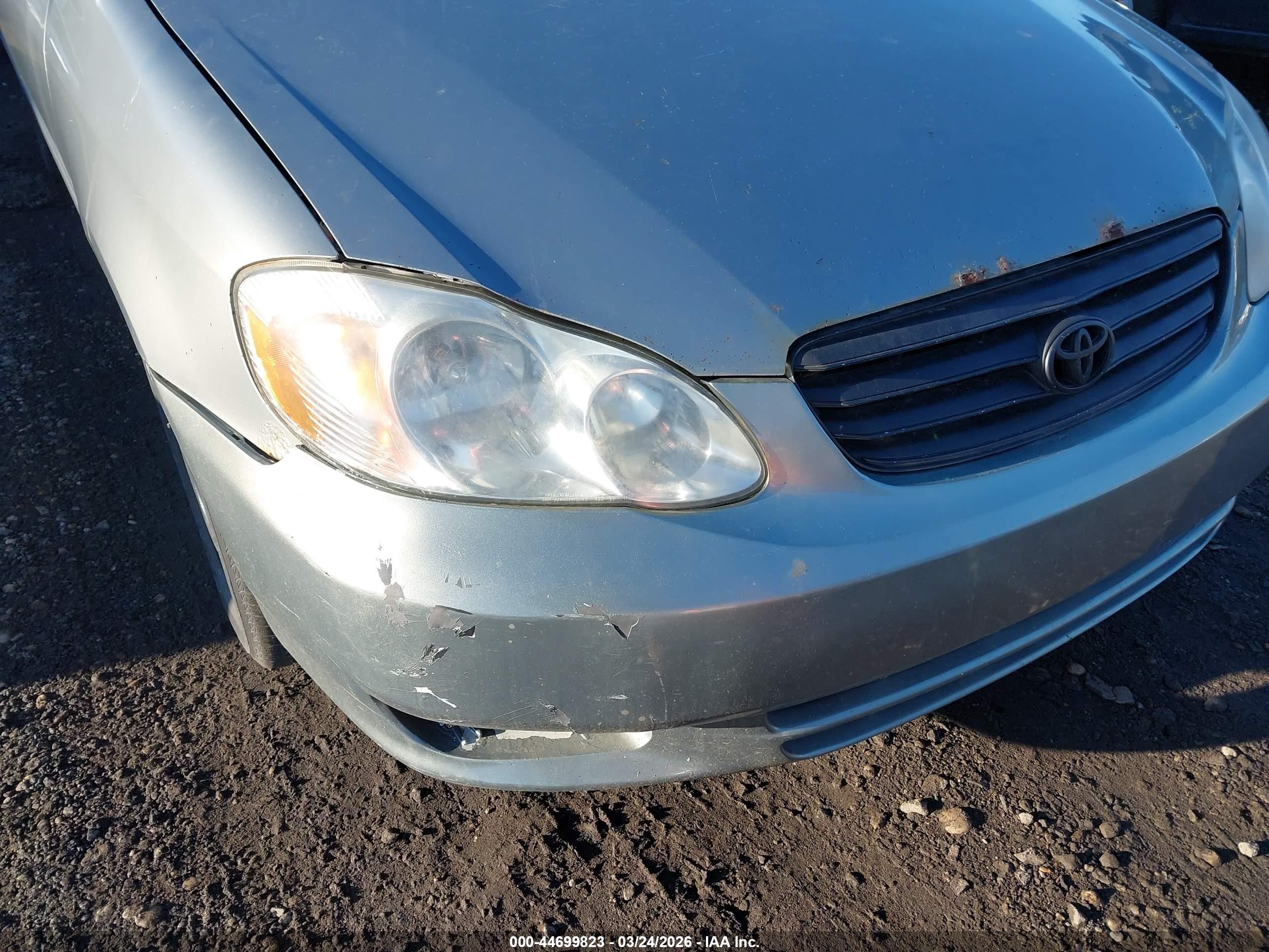 2004 Toyota Corolla Le Gray vin: 1NXBR32E64Z262575