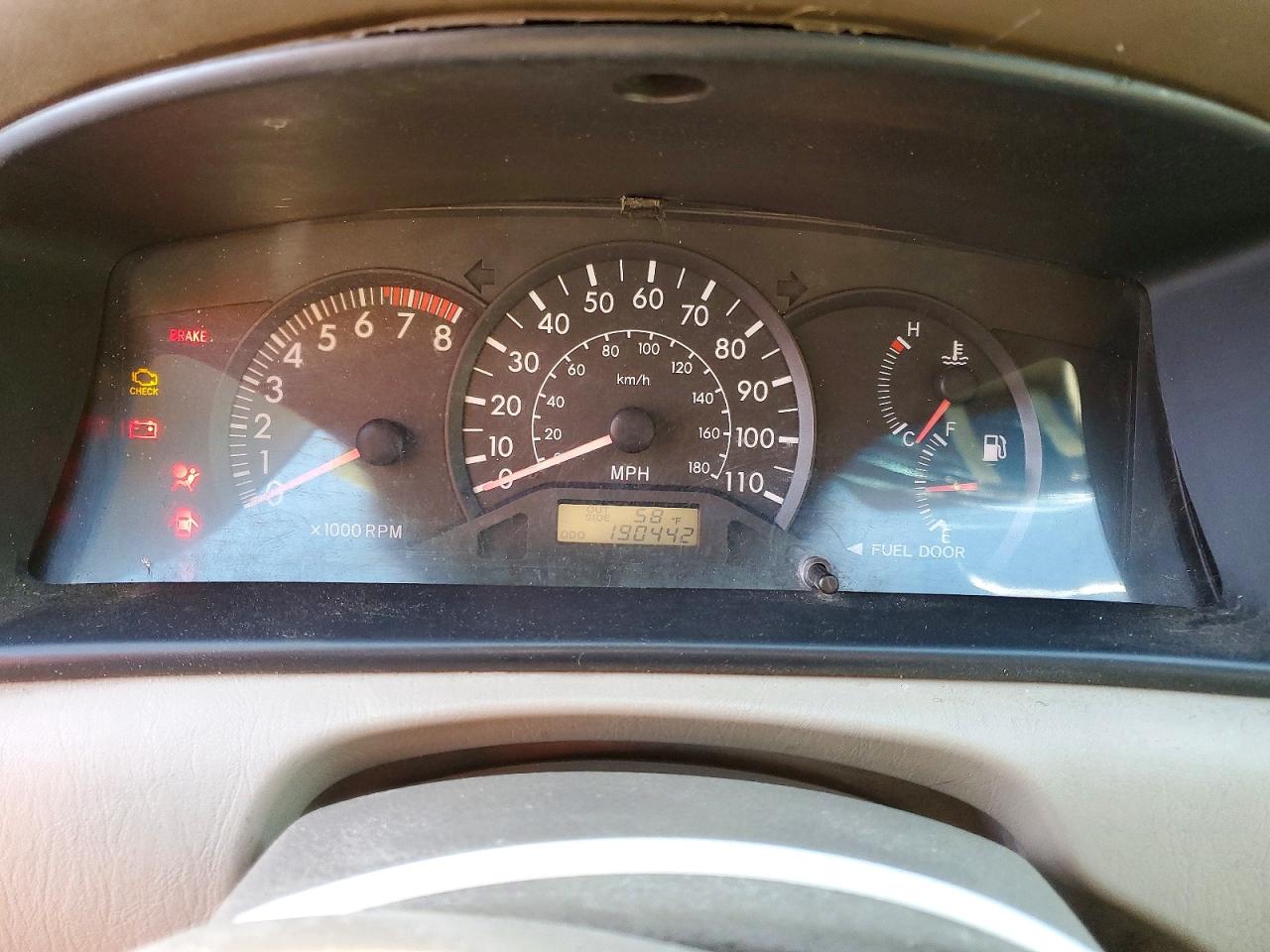2004 Toyota Corolla Ce Белый vin: 1NXBR32E64Z265072
