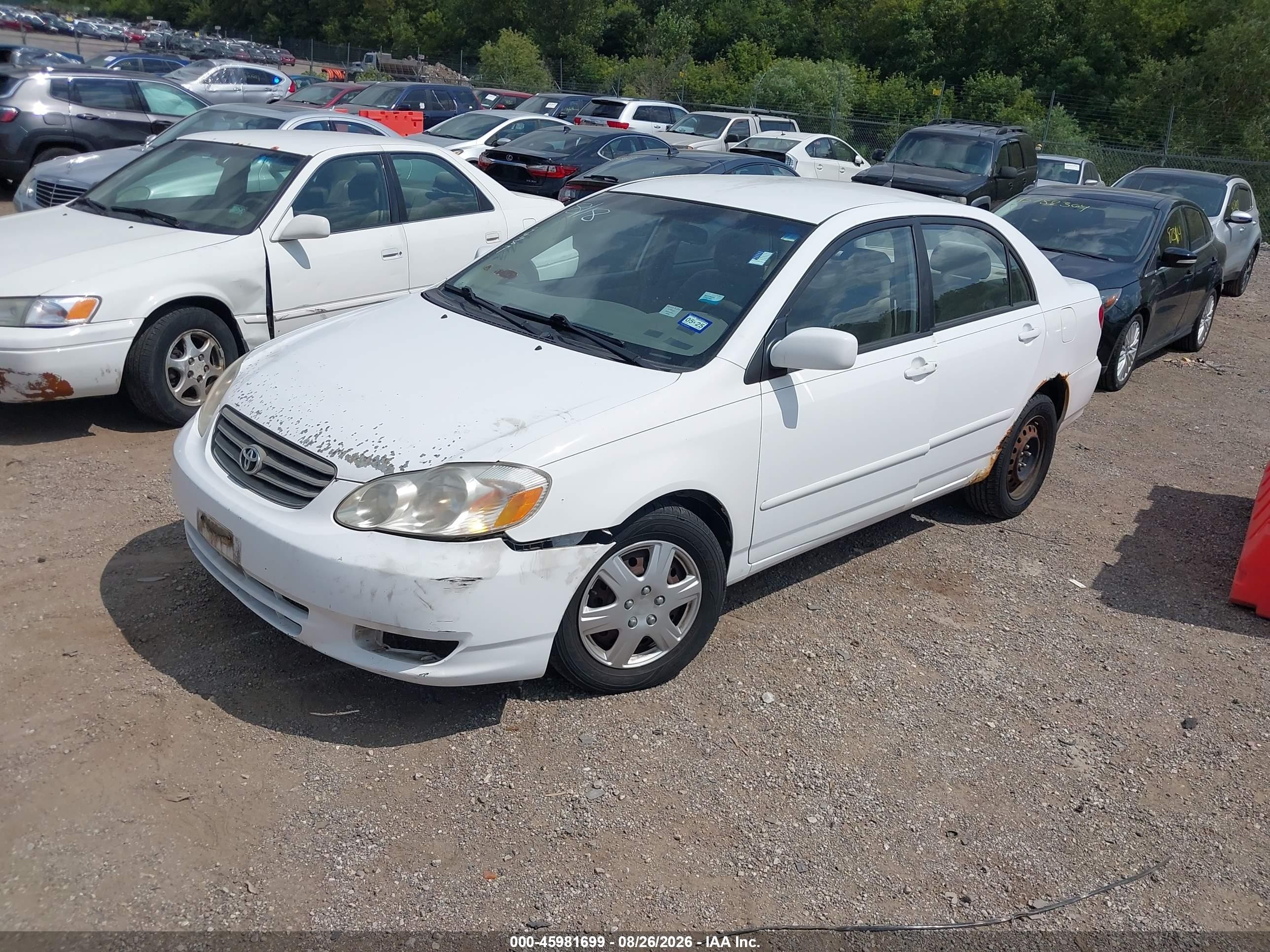 2004 Toyota Corolla Le White vin: 1NXBR32E64Z273379