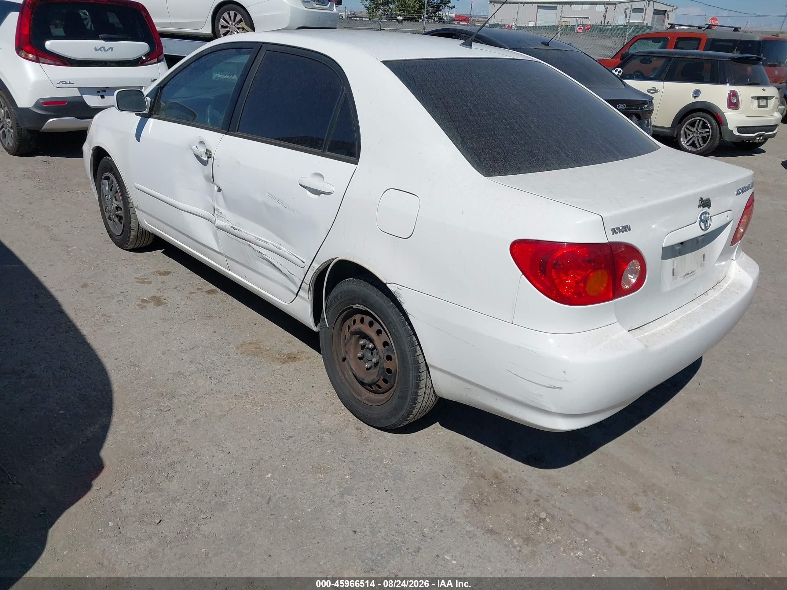 2004 Toyota Corolla Le White vin: 1NXBR32E64Z293874