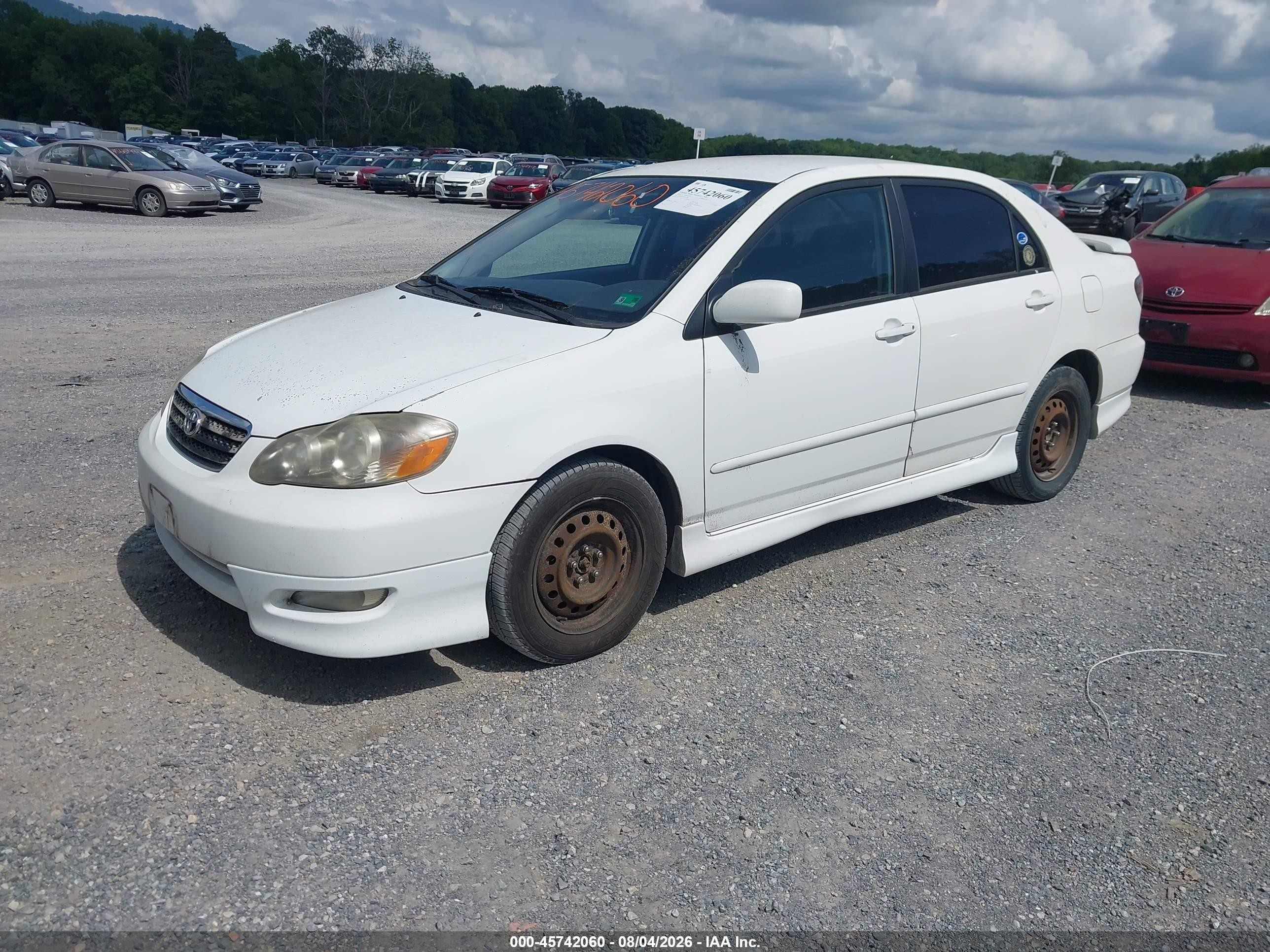 2005 Toyota Corolla S Белый vin: 1NXBR32E65Z395726