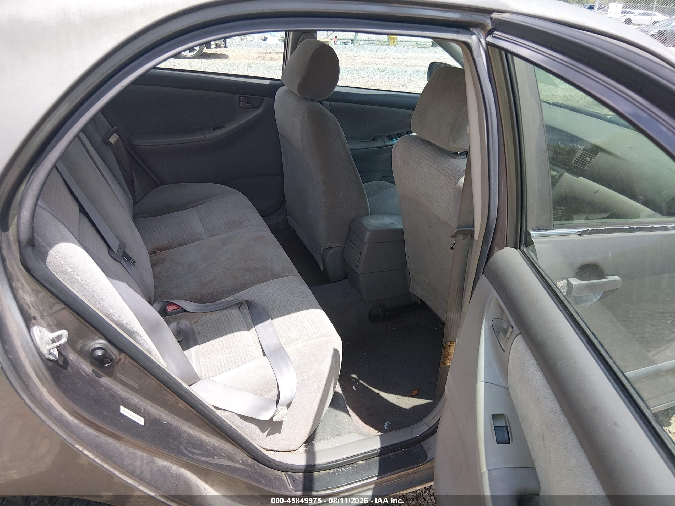 2005 Toyota Corolla Ce Коричневый vin: 1NXBR32E65Z449476