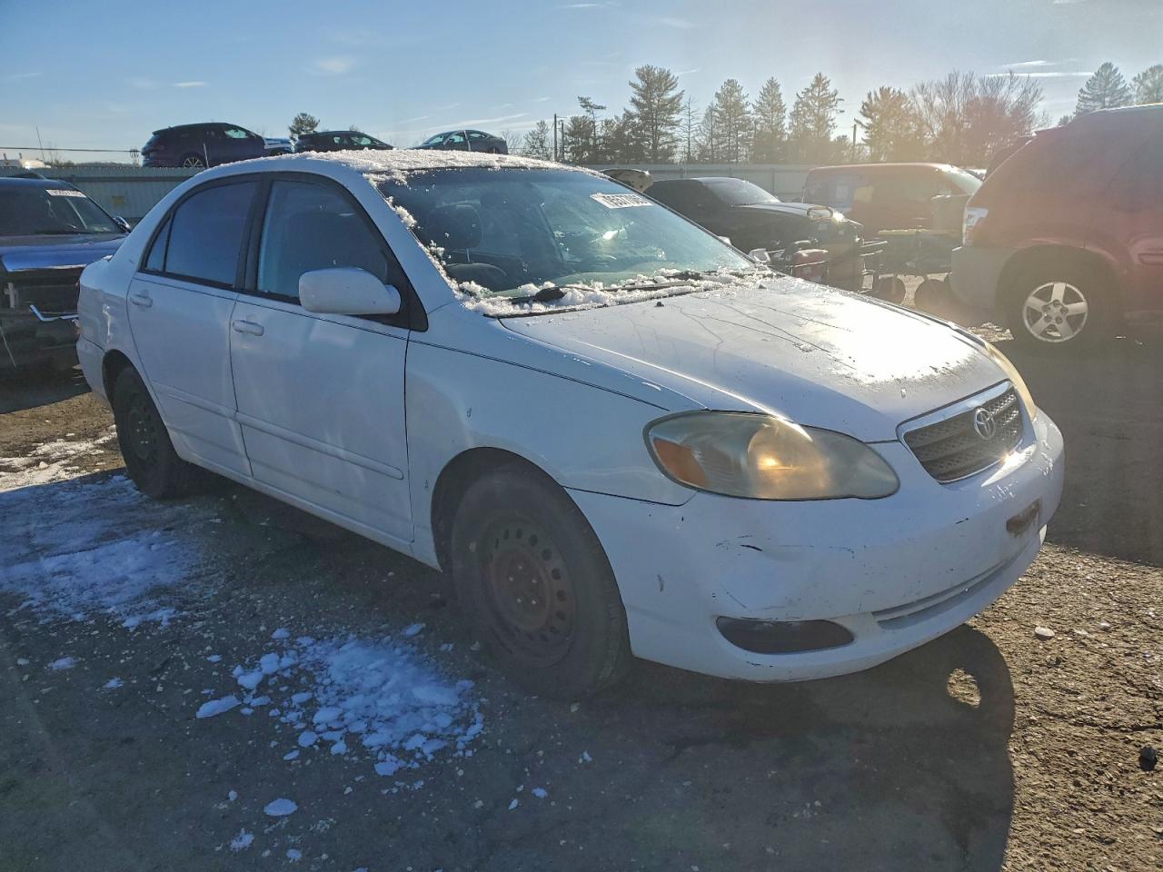 2005 Toyota Corolla Ce White vin: 1NXBR32E65Z498189