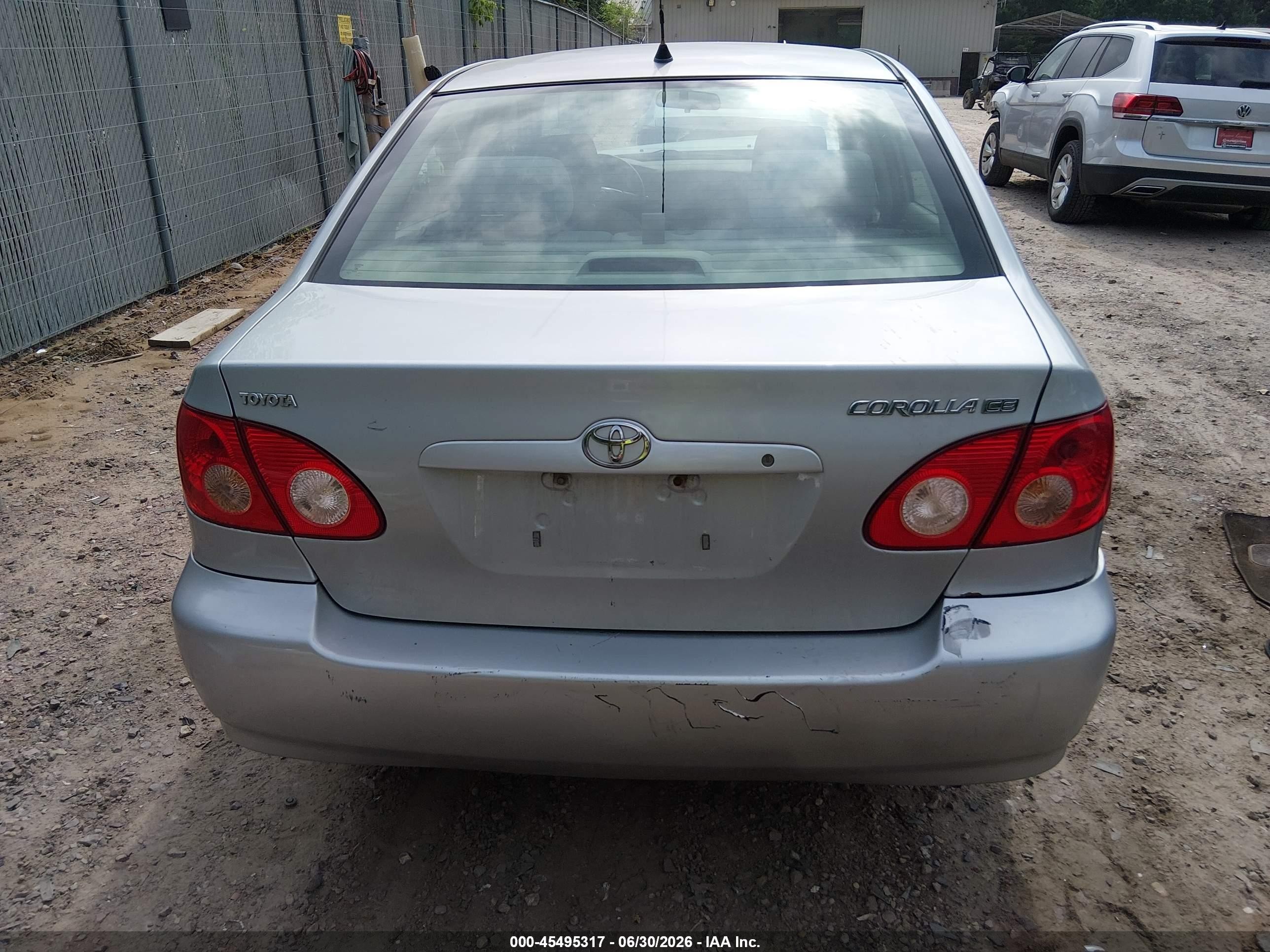 2005 Toyota Corolla Ce Silver vin: 1NXBR32E65Z521860