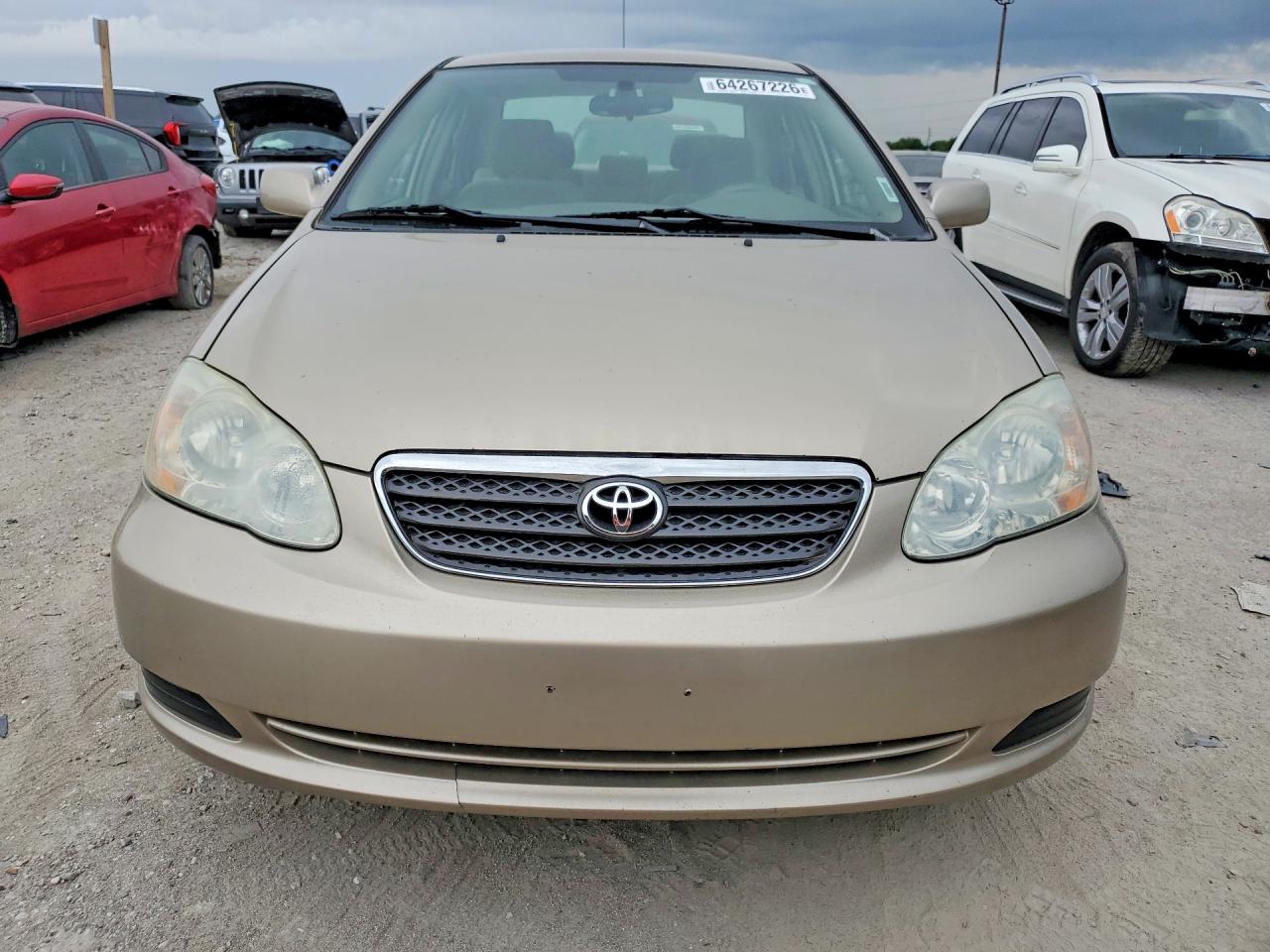 2005 Toyota Corolla Le Gold vin: 1NXBR32E65Z549075