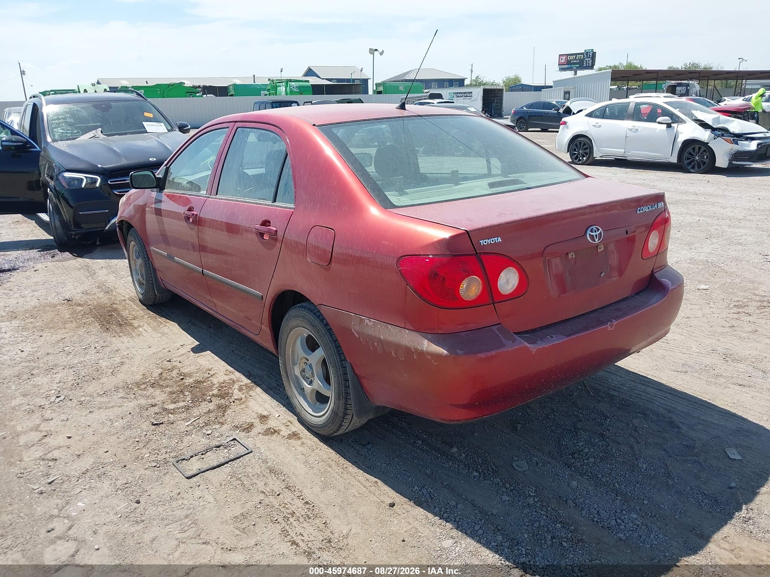2008 Toyota Corolla Ce Red vin: 1NXBR32E68Z035232