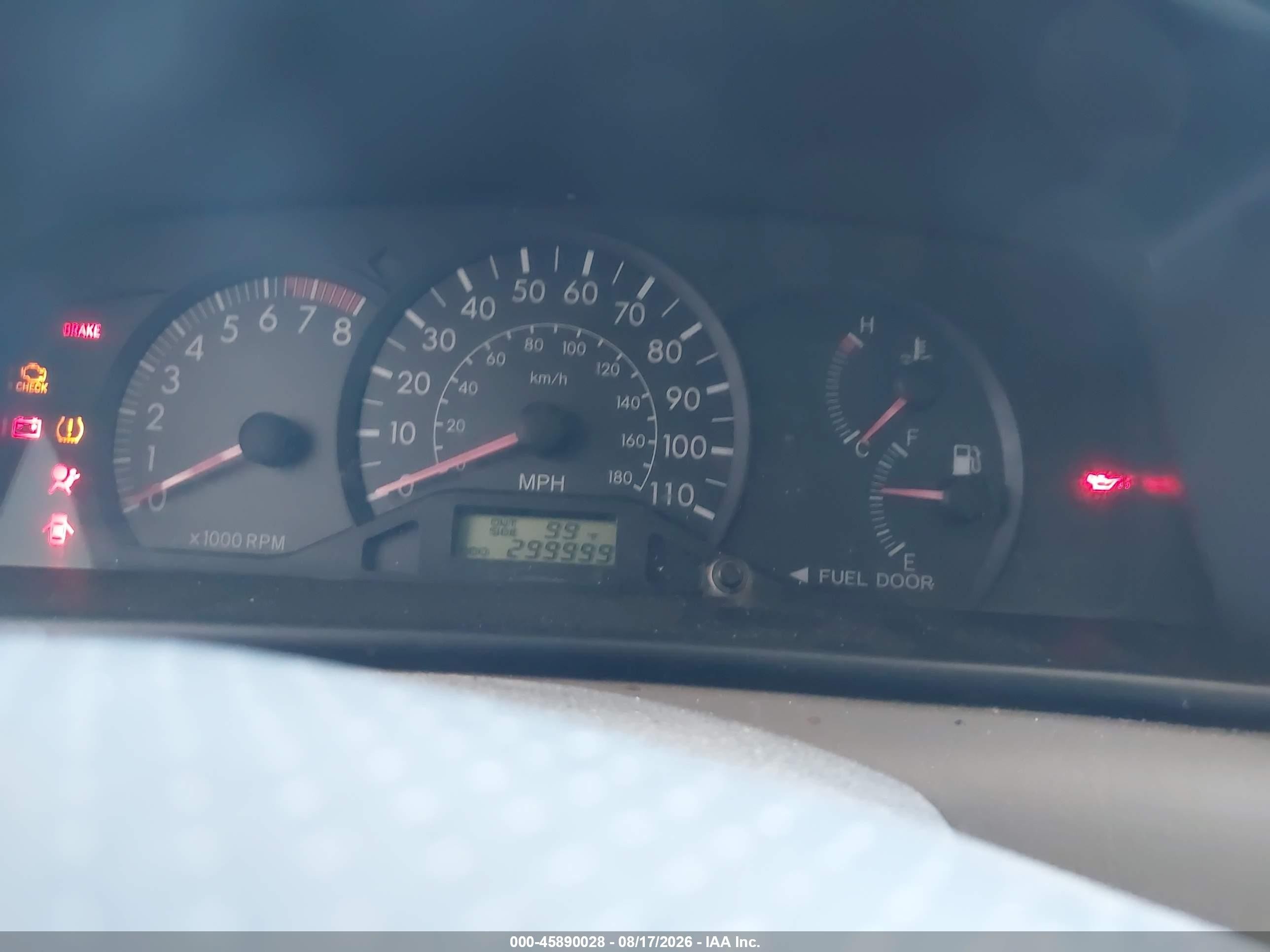 2008 Toyota Corolla Ce Red vin: 1NXBR32E68Z954891