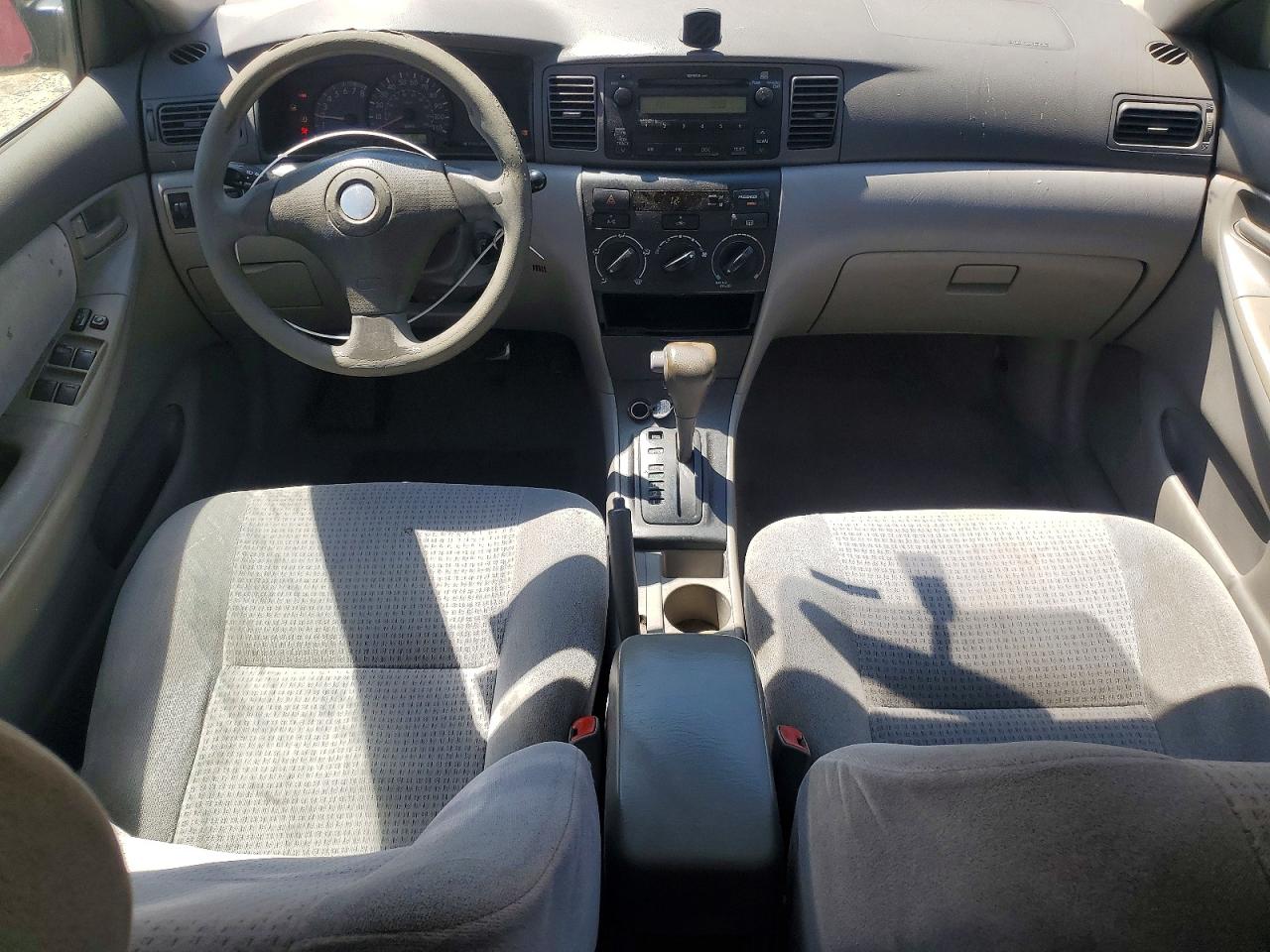 2008 Toyota Corolla Ce Red vin: 1NXBR32E68Z993092