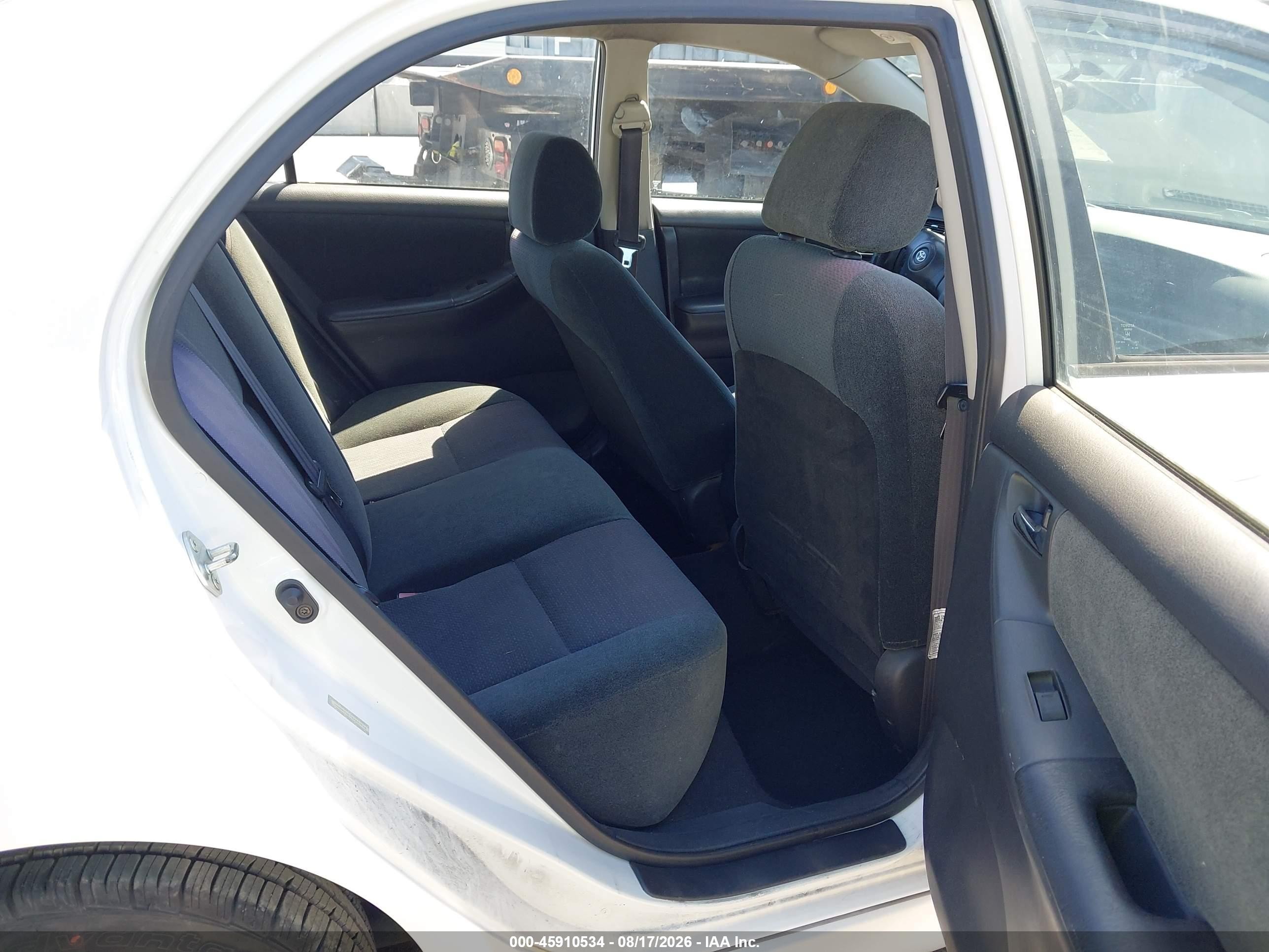 2003 Toyota Corolla S White vin: 1NXBR32E73Z107516