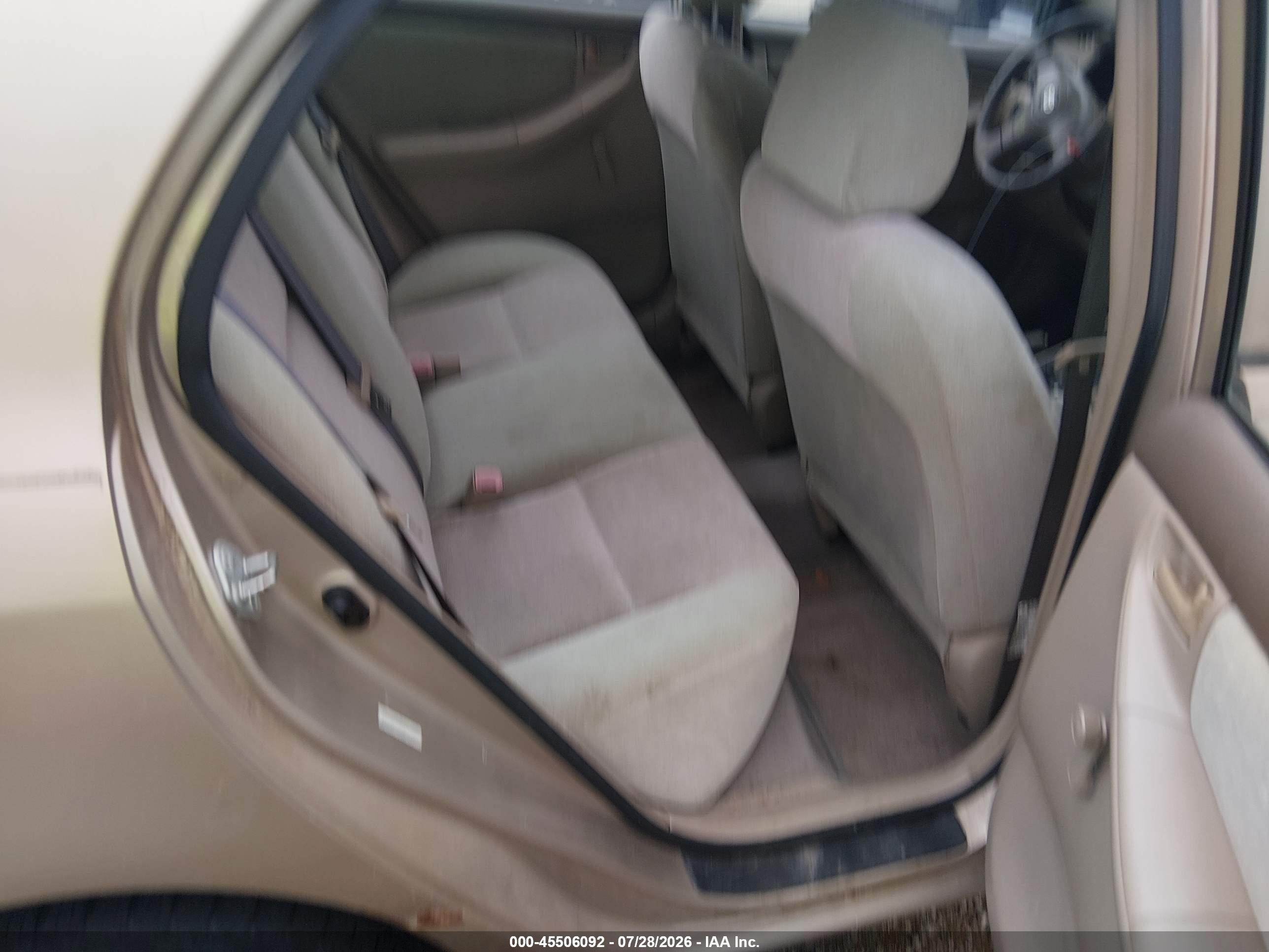 2004 Toyota Corolla Ce Gold vin: 1NXBR32E74Z213434